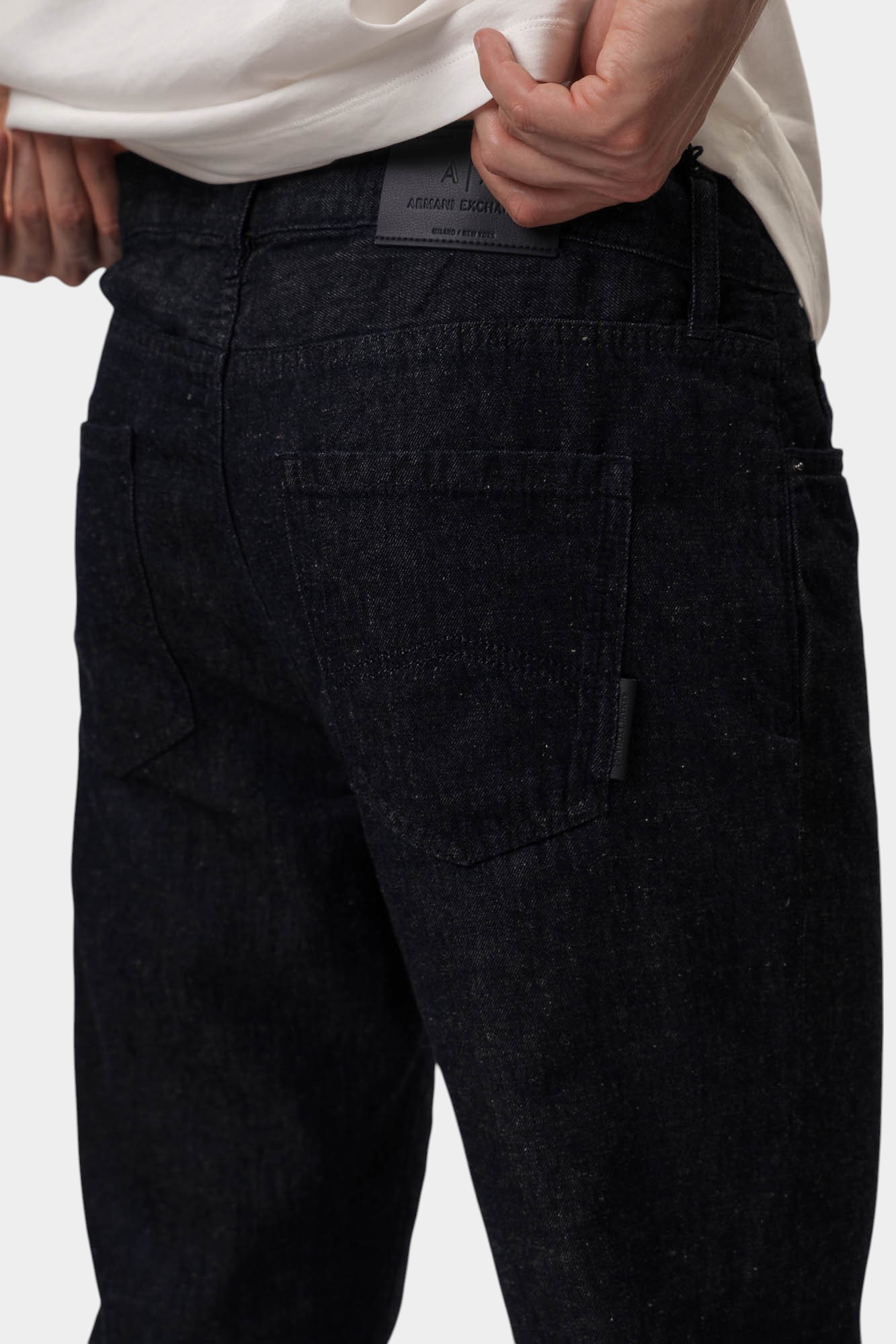 XM000049_AF13077 Брюки джинсовые Armani Exchange 