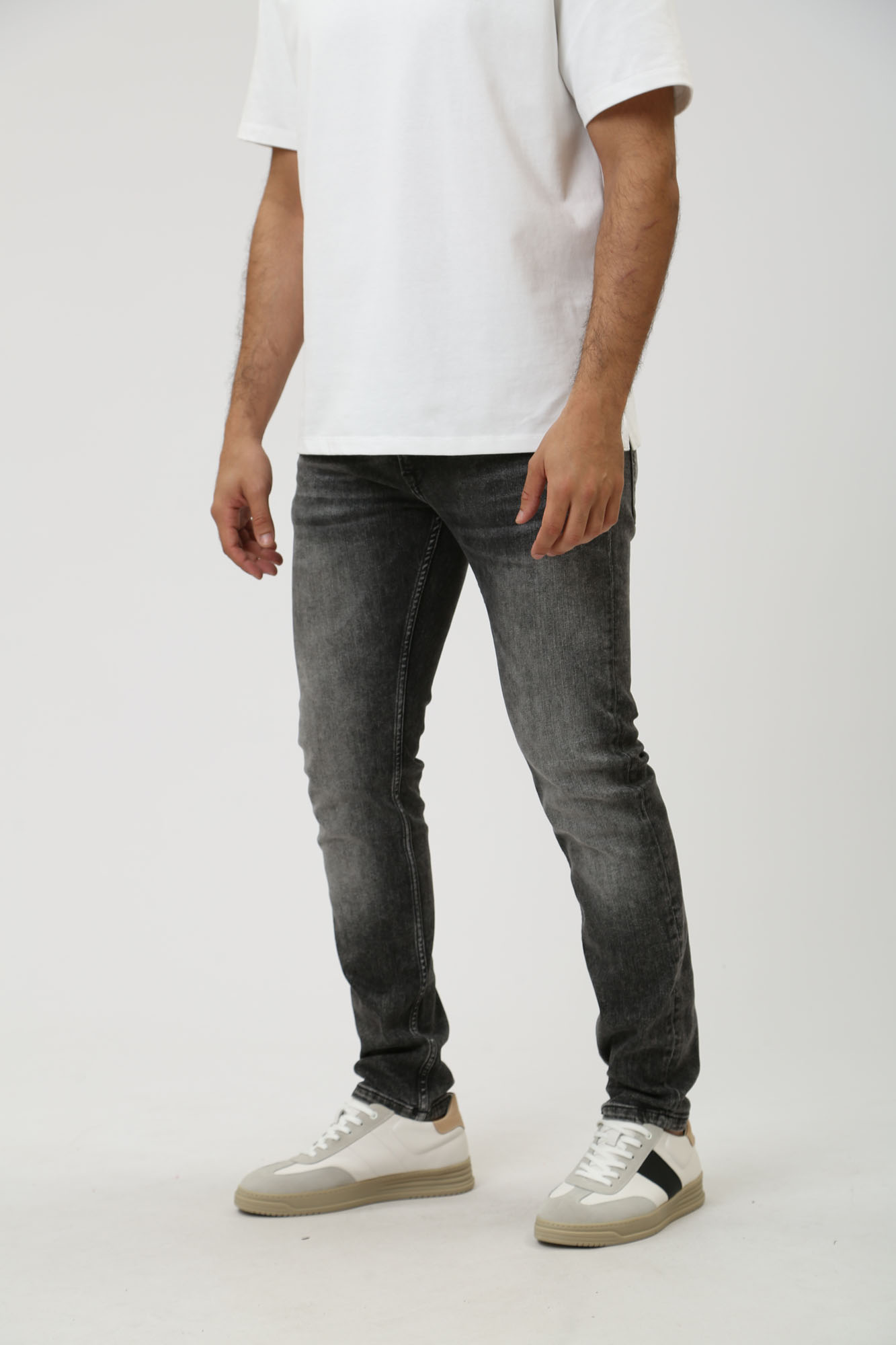 PM207396 Джинсы TAPERED JEANS ACID  Pepe Jeans Серый