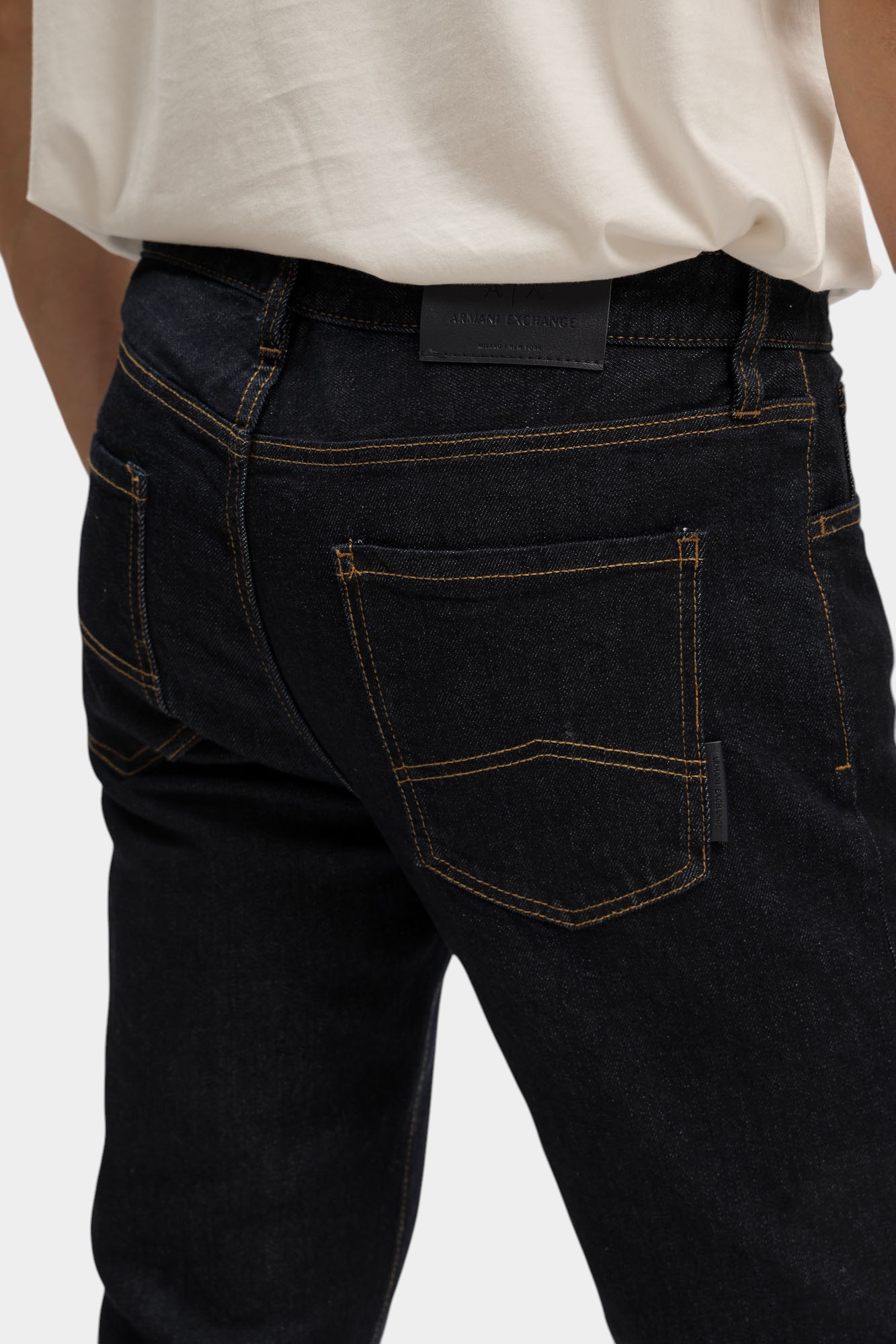 XM000049_AF14264 Джинсы Armani Exchange Голубой