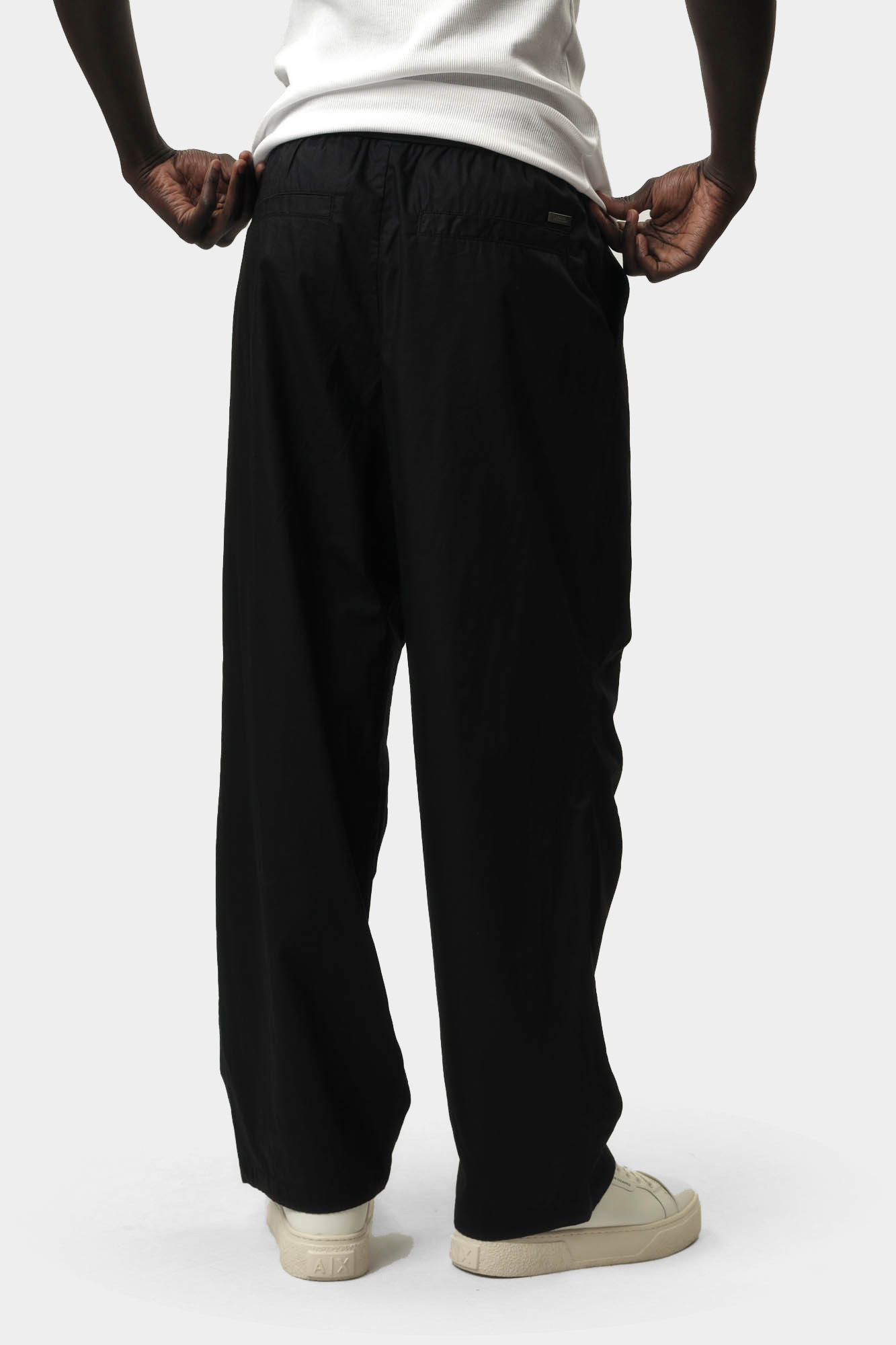 XM000456_AF13175 Брюки Armani Exchange Черный