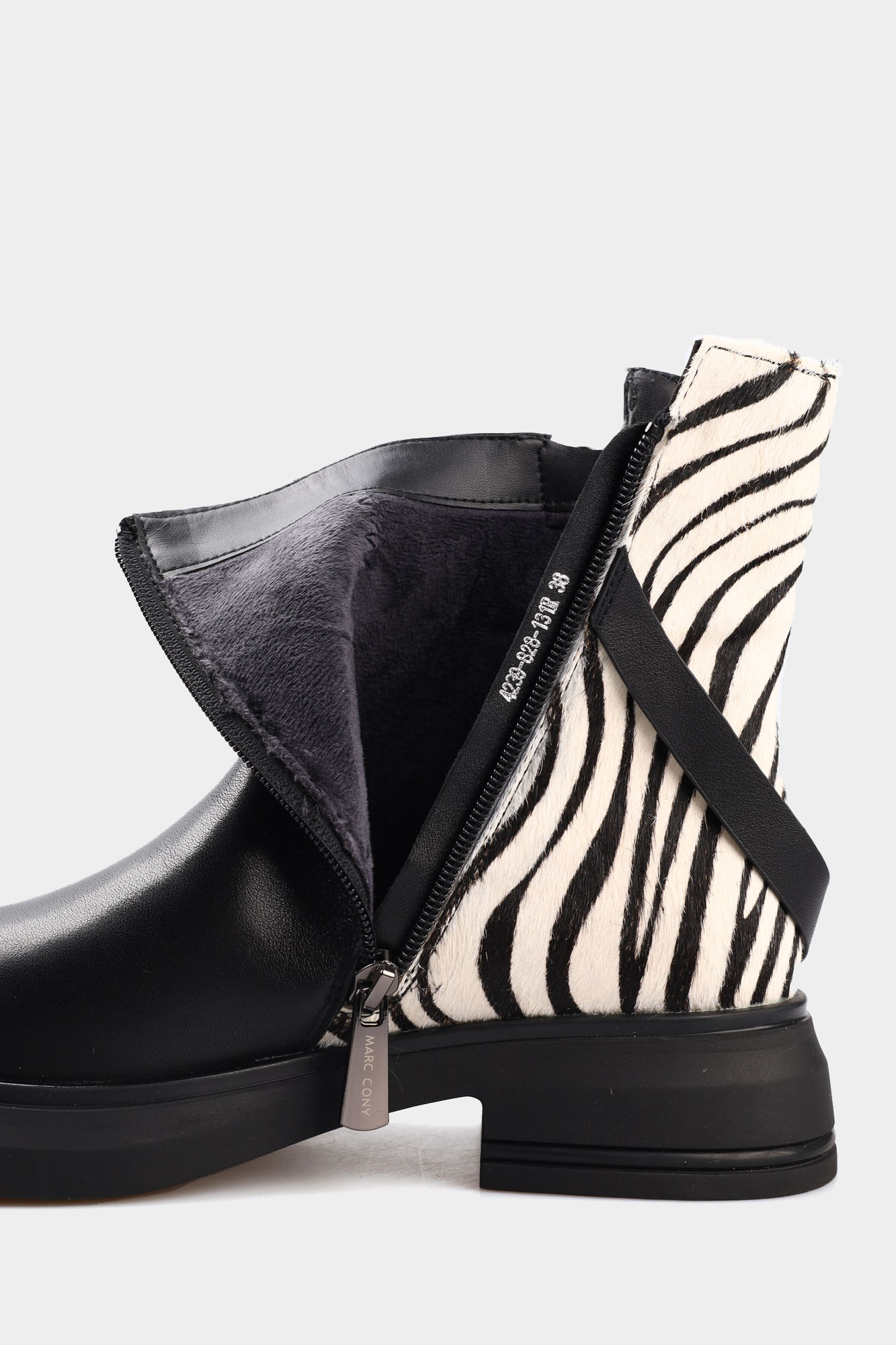 4239-828 Ботинки Marc Cony Черный