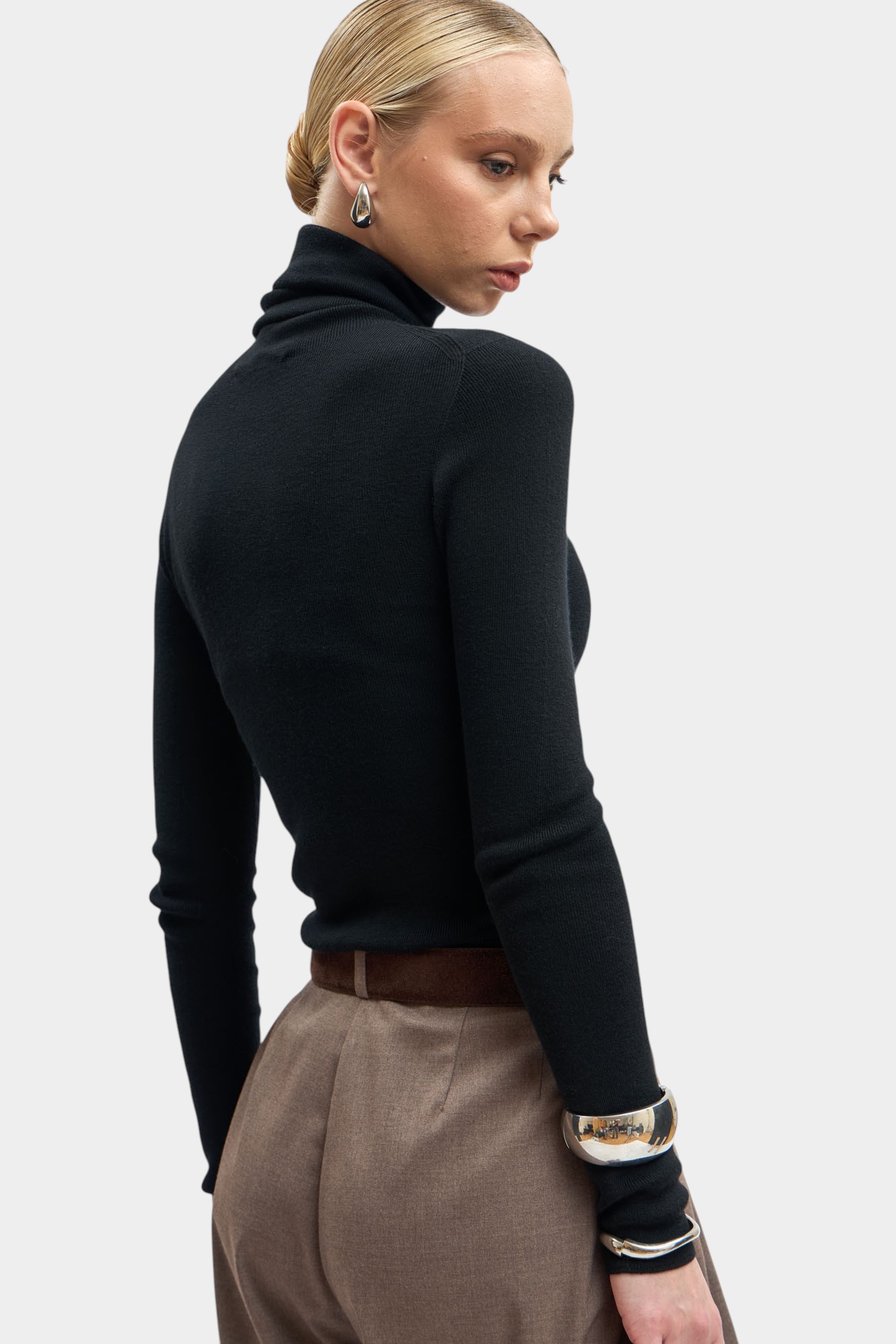 W-252-SX-56-0003 джемпер the hills 