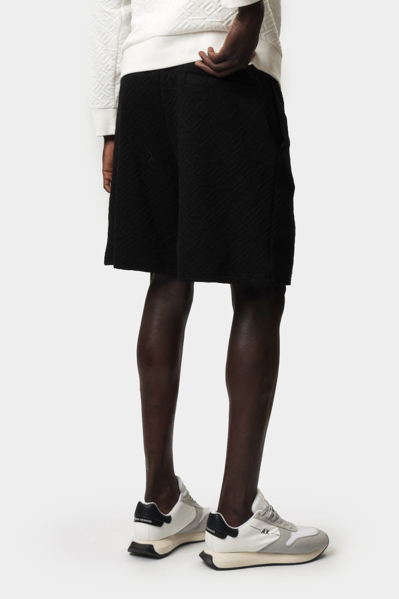 XM000476_AF13037 Шорты трикотажные Armani Exchange Черный