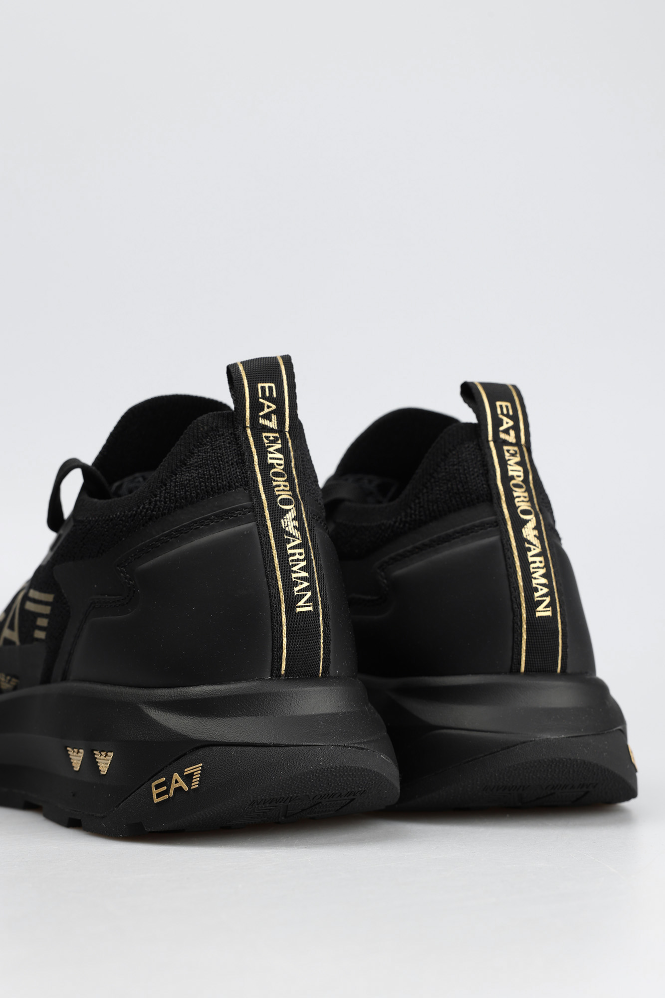 X8X113_XK269 Кроссовки EA7 Черный