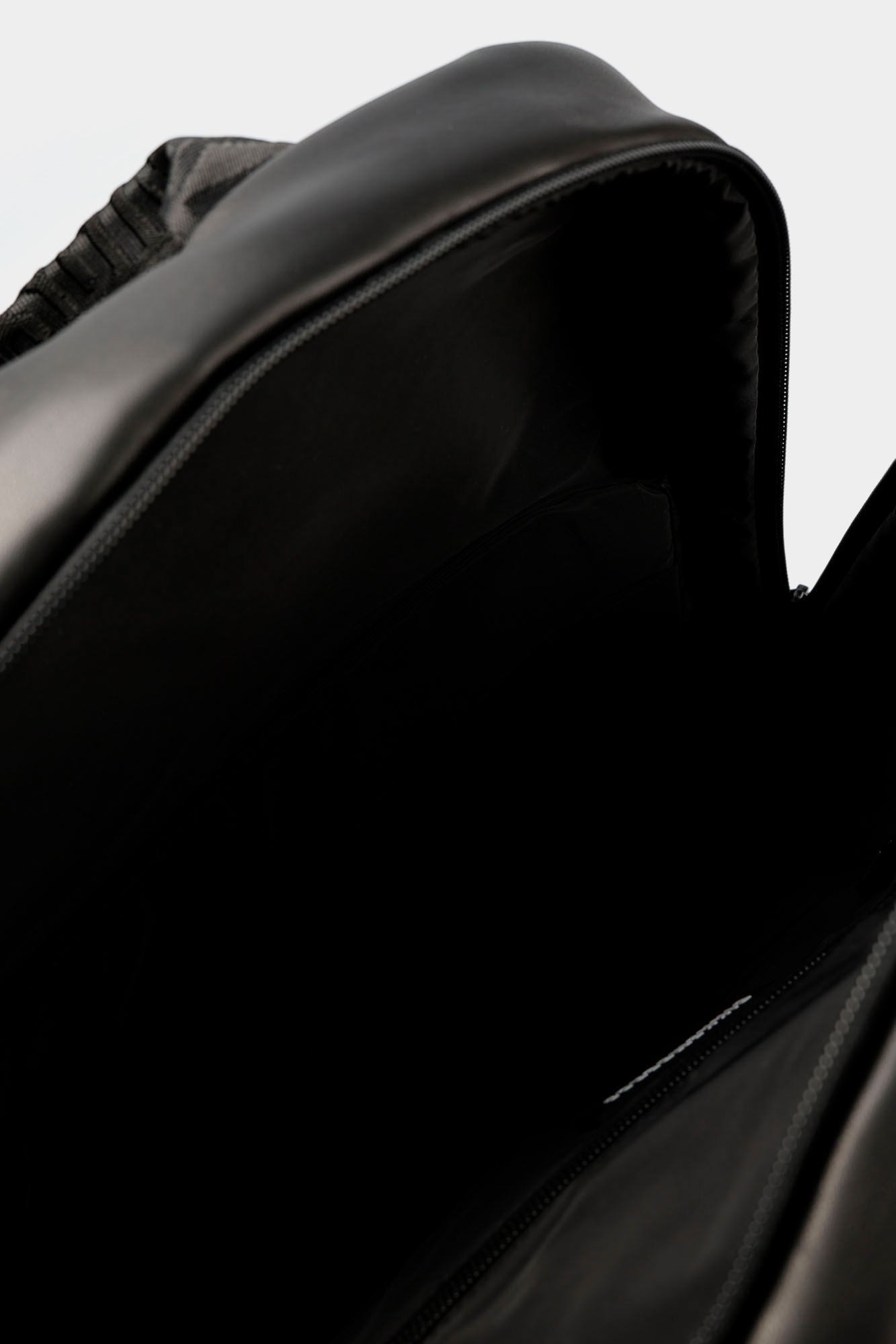 BKZA01269P Рюкзак Bikkembergs Черный