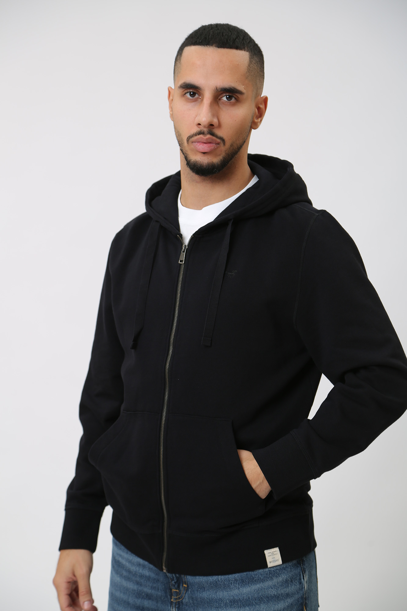 1014999 Толстовка Mustang Черный