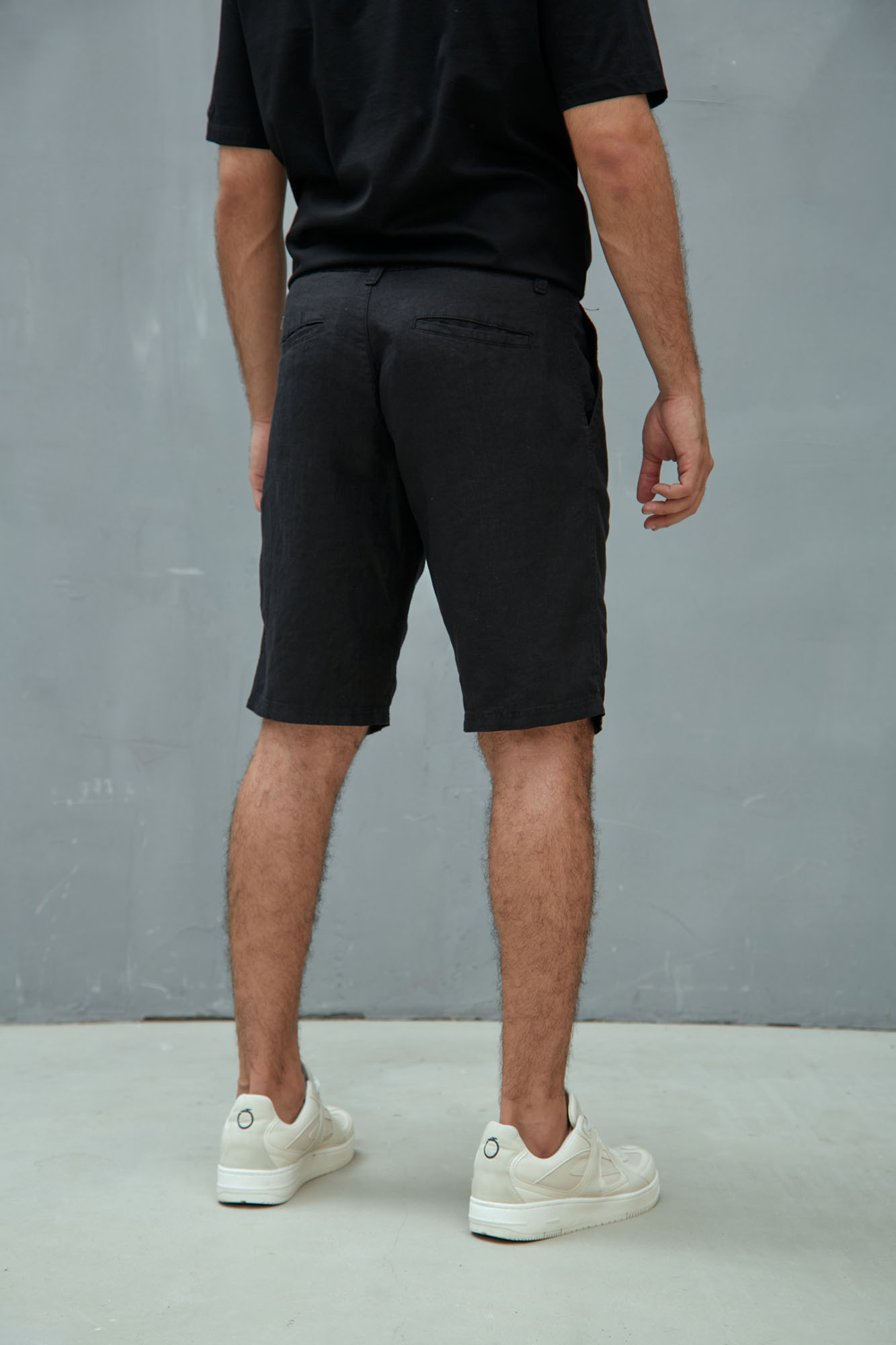 VM-OMA-55-010 Шорты льняные Van Mich Черный