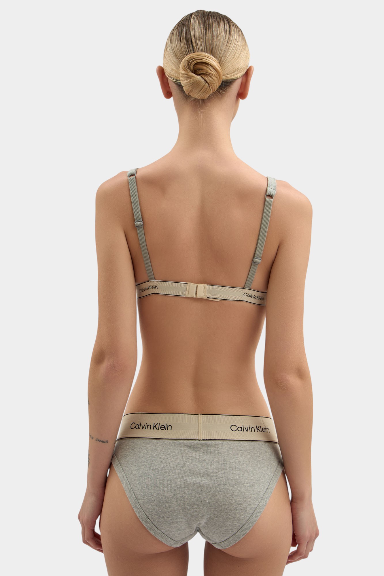 LV00QF8598 трусы calvin klein underwear 