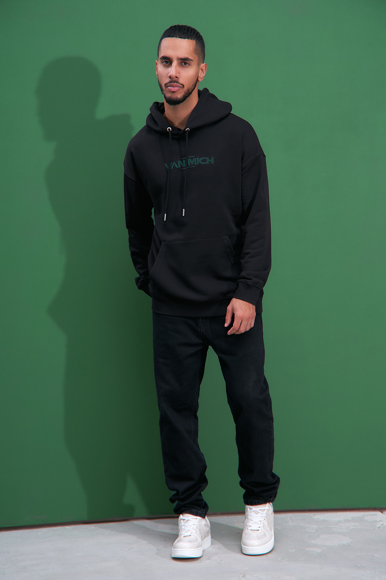 VM-232-20-335 Худи Van Mich Черный