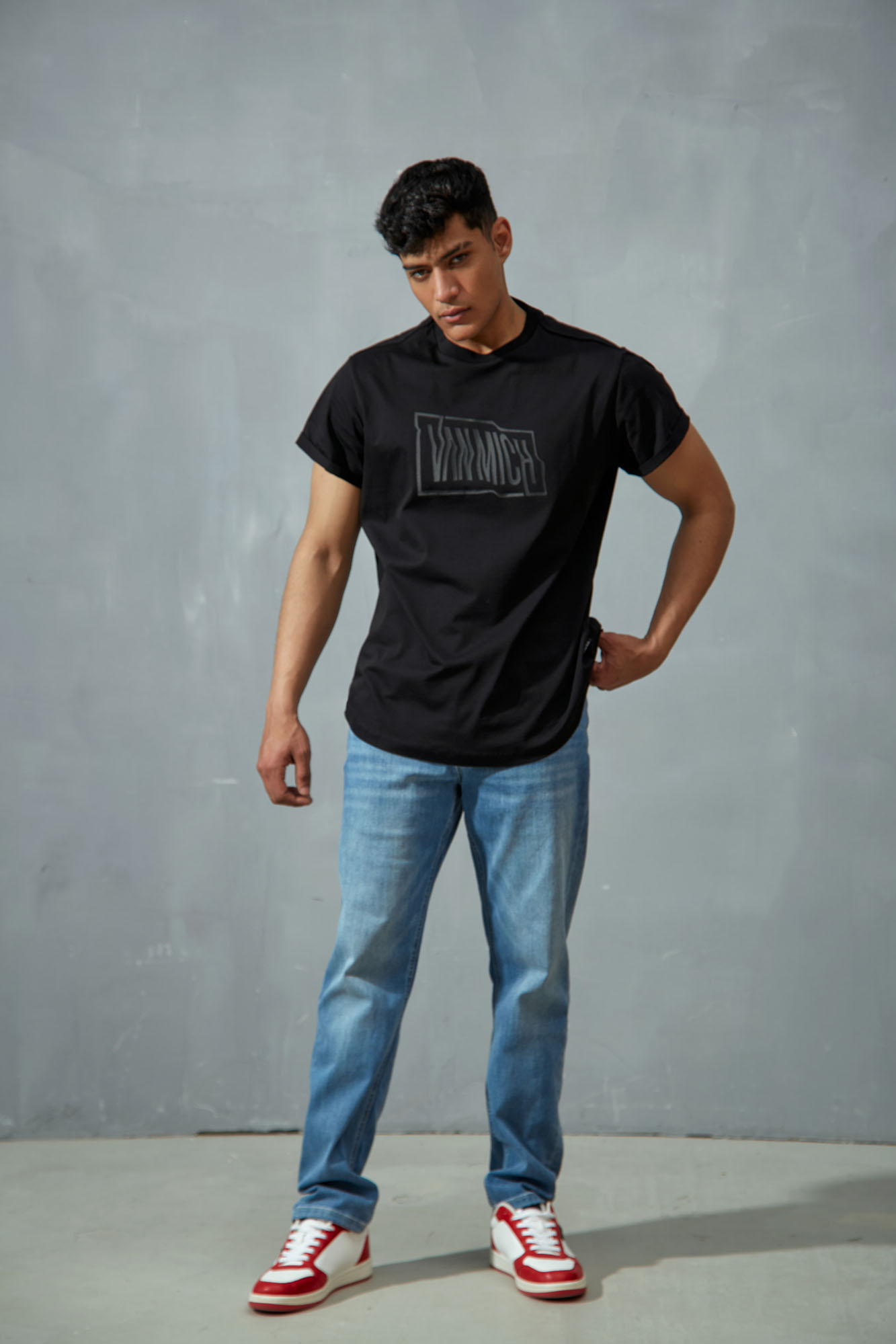 VM-ERK-22-051 Футболка Van Mich Черный