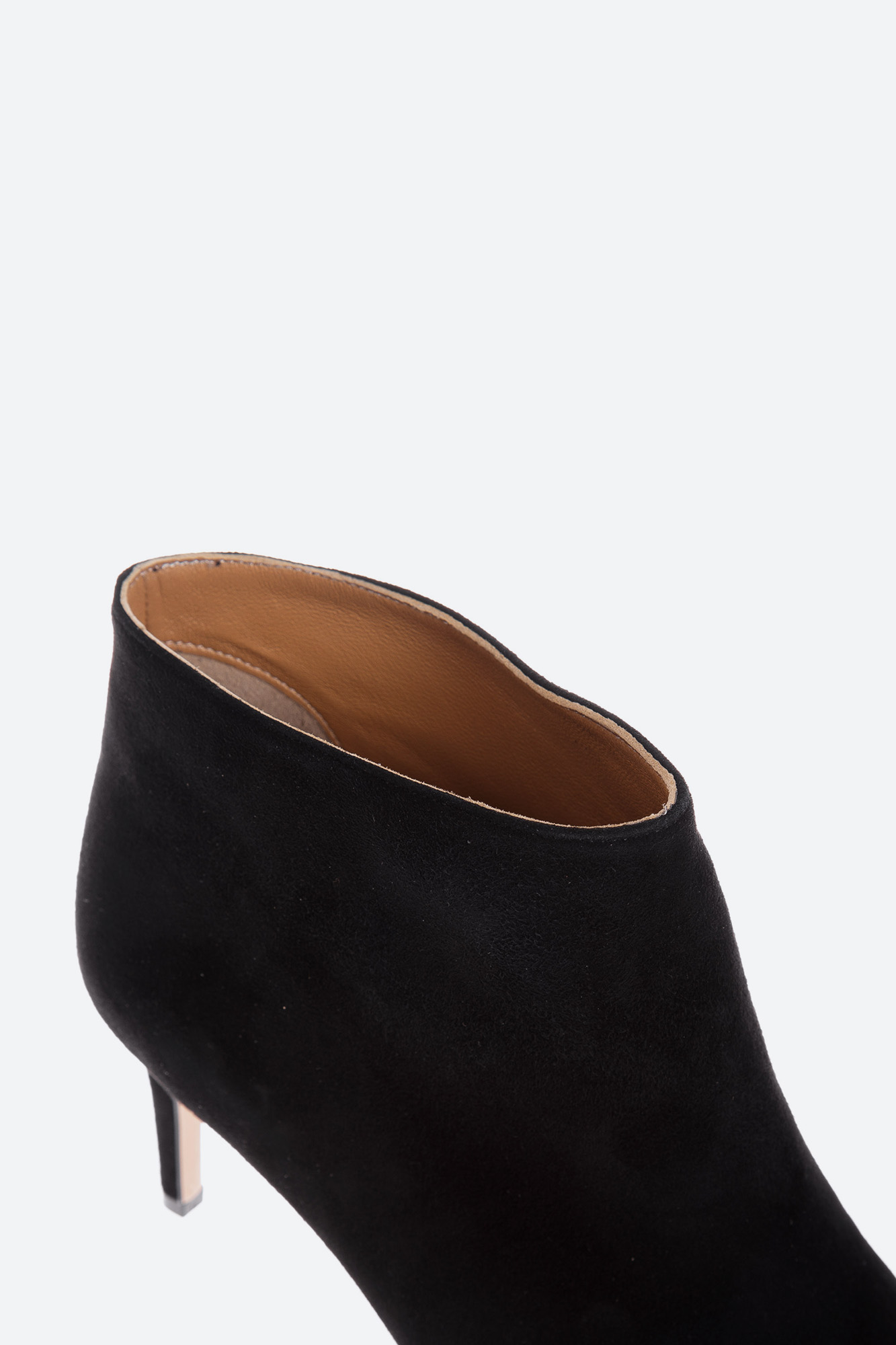 16-265K07 Ботильоны Marc Cony Черный