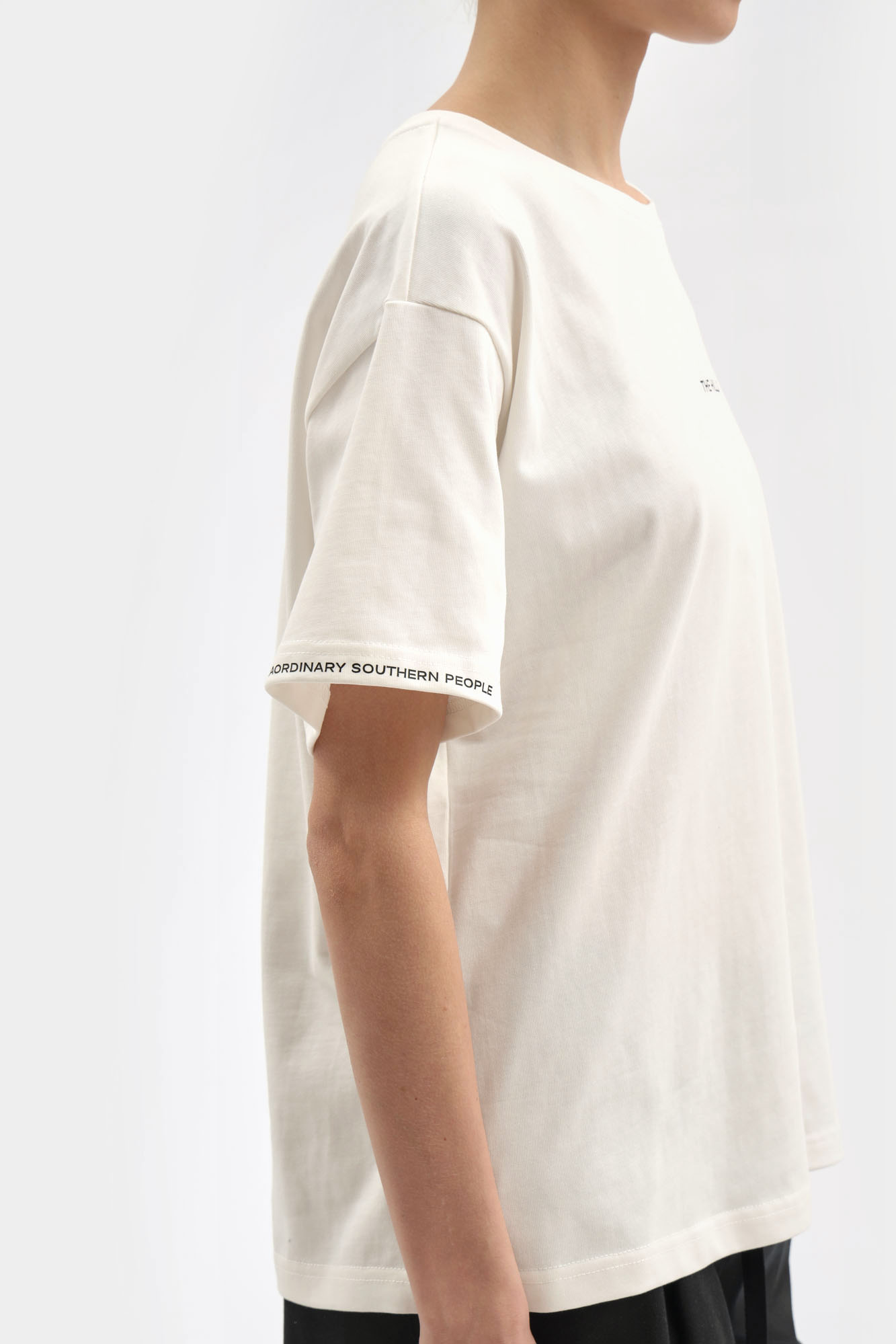 W-261-P-22-1709 футболка the hills