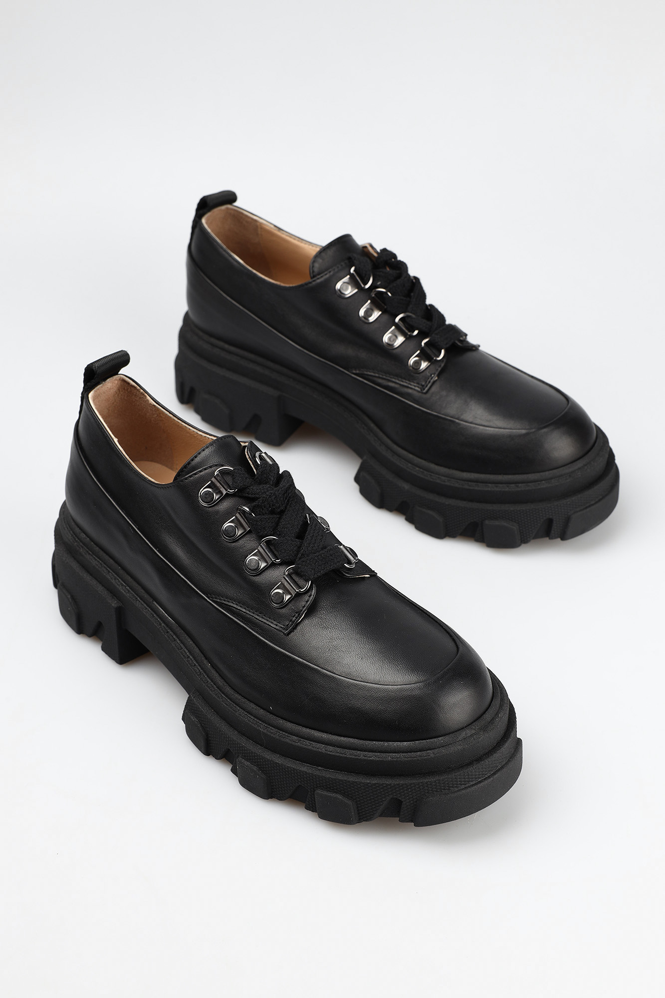 16-69A01 Туфли Marc Cony Черный