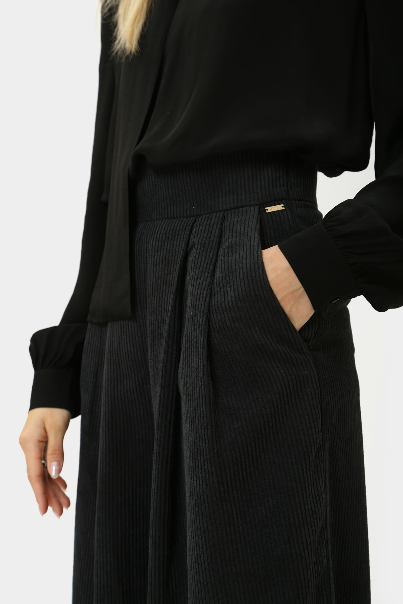 6DYP48_YN8ZZ_1200 брюки armani exchange 