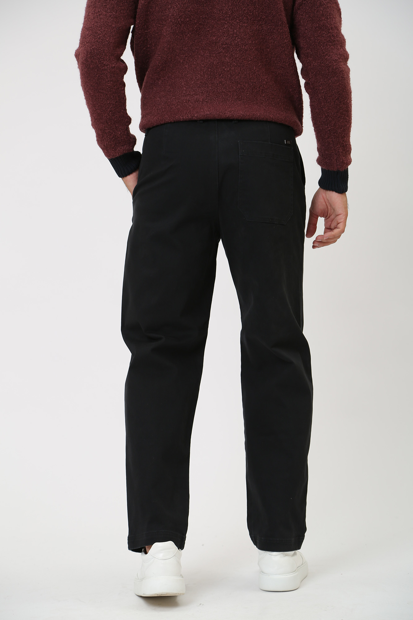 6RZP22_ZN2CZ Брюки чиносы Armani Exchange Черный