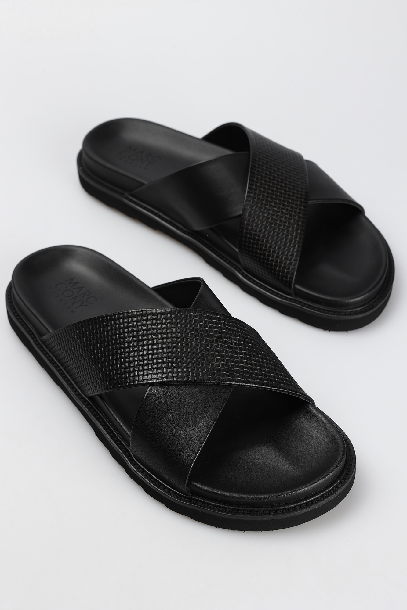 MC-802-5 Шлепки Marc Cony Черный