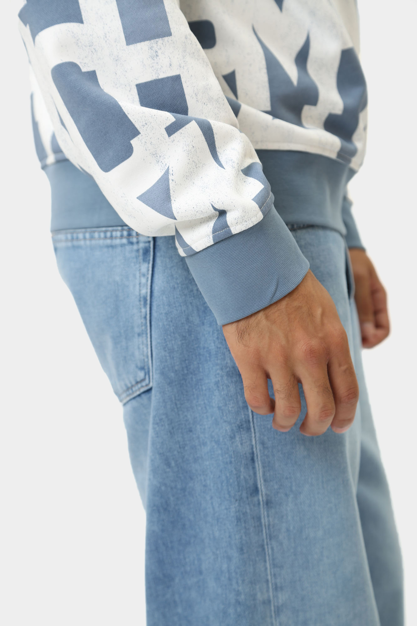 6DZMLB_ZJ4XZ Худи Armani Exchange Голубой