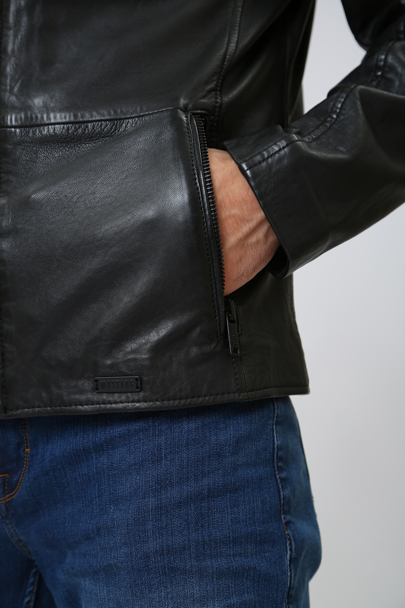 MU-M23-74-1000 Куртка кожаная Mustang Черный
