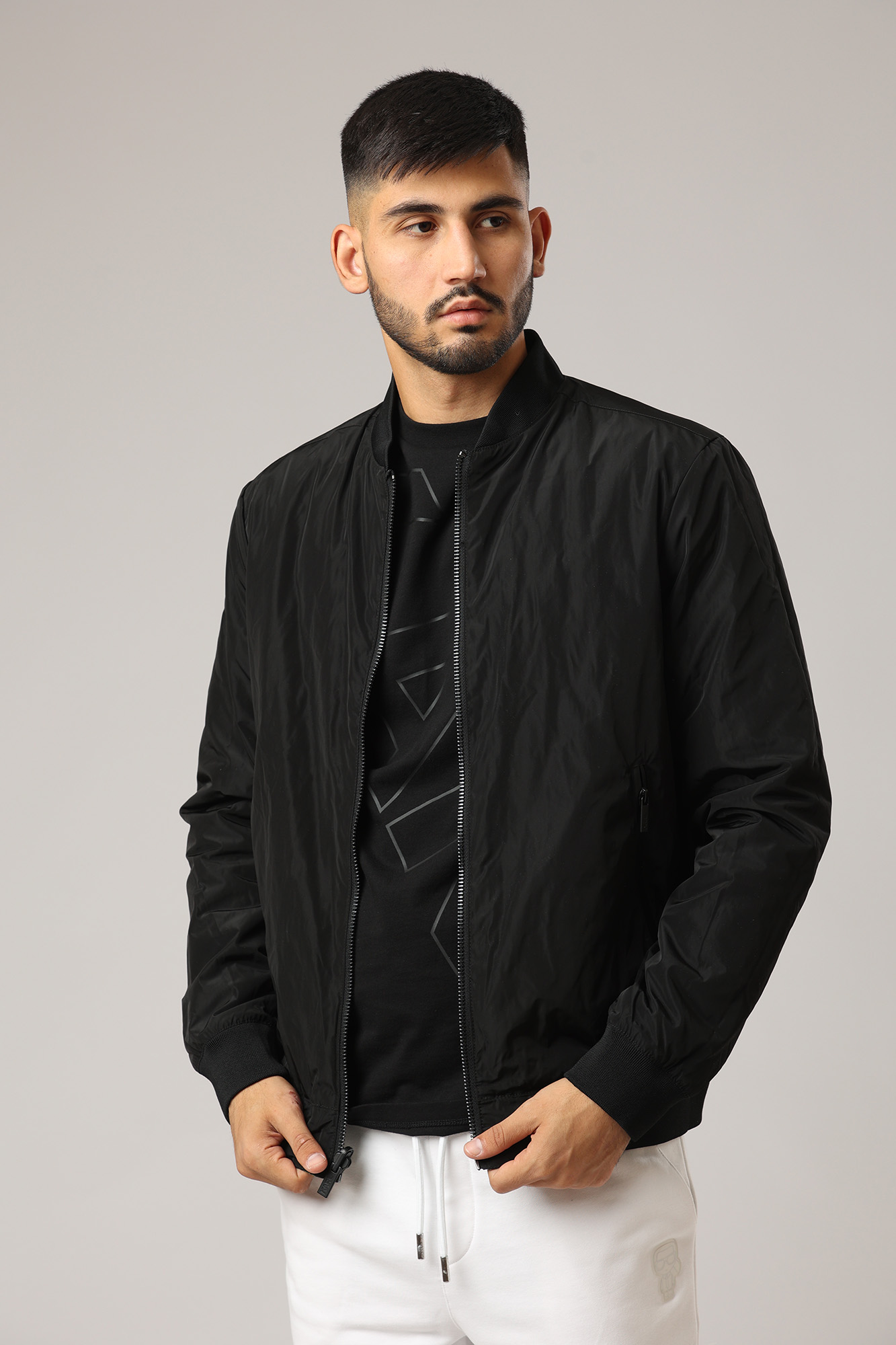 523512_505082 Куртка бомбер Karl Lagerfeld Черный