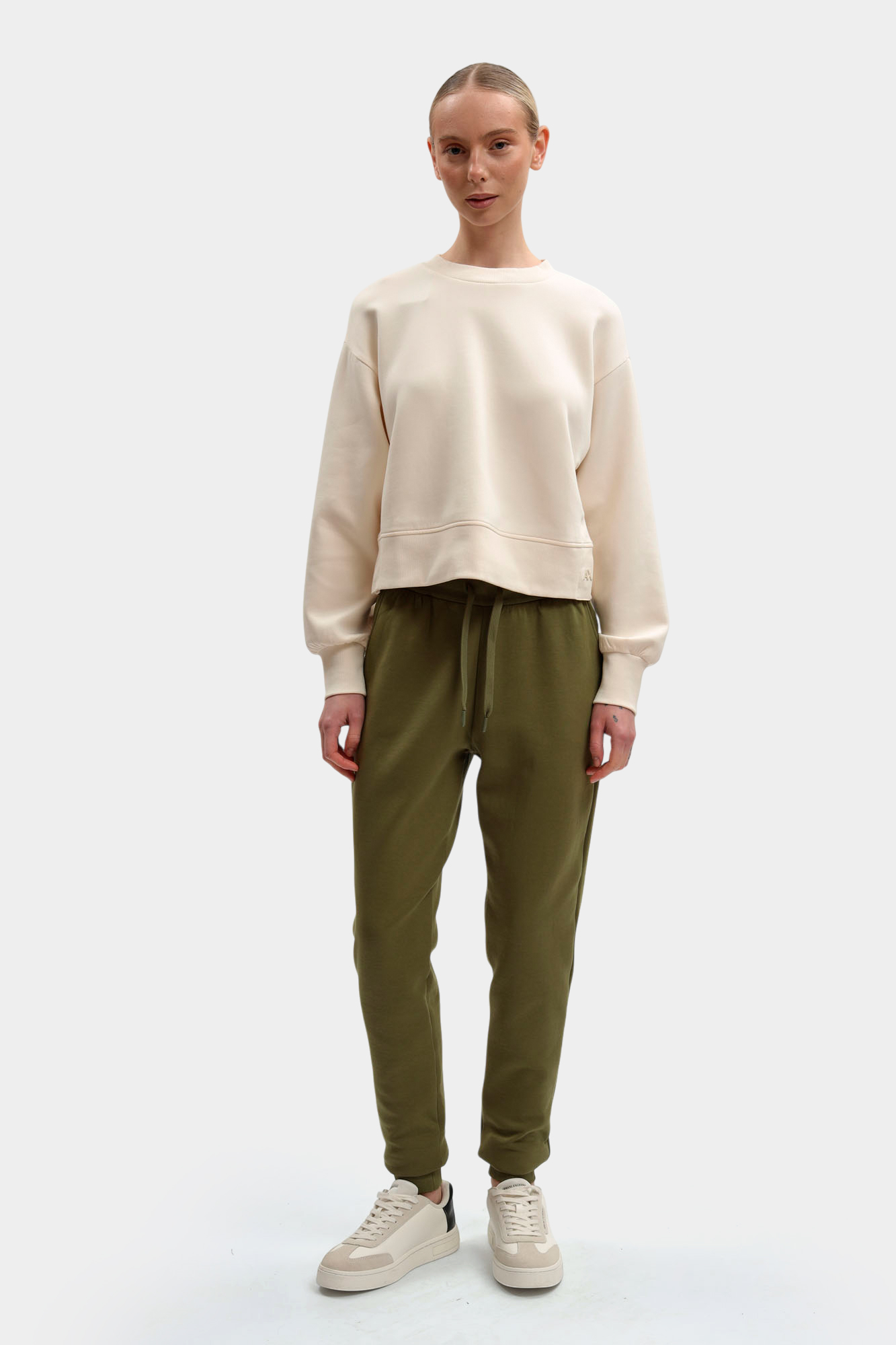 XW000824_AF10818 брюки спортивные armani exchange 