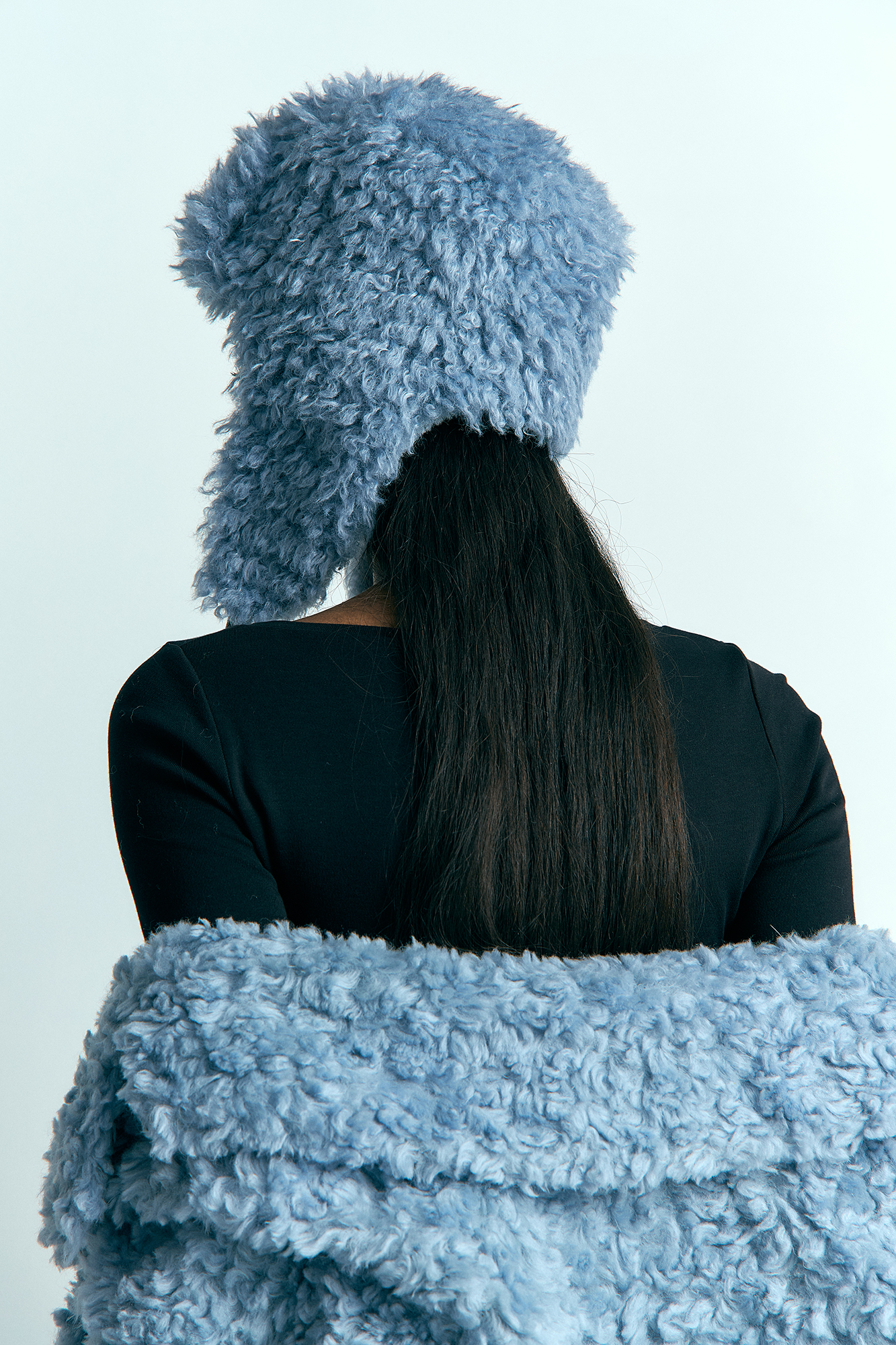 U-232-A-56-0086 Шапка The Hills Голубой