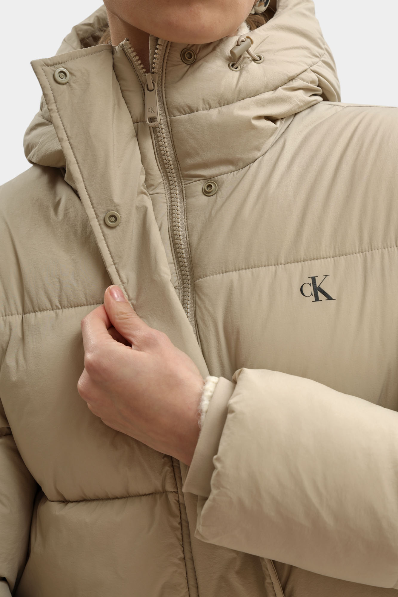 LV047D508G пальто пуховое calvin klein jeans 