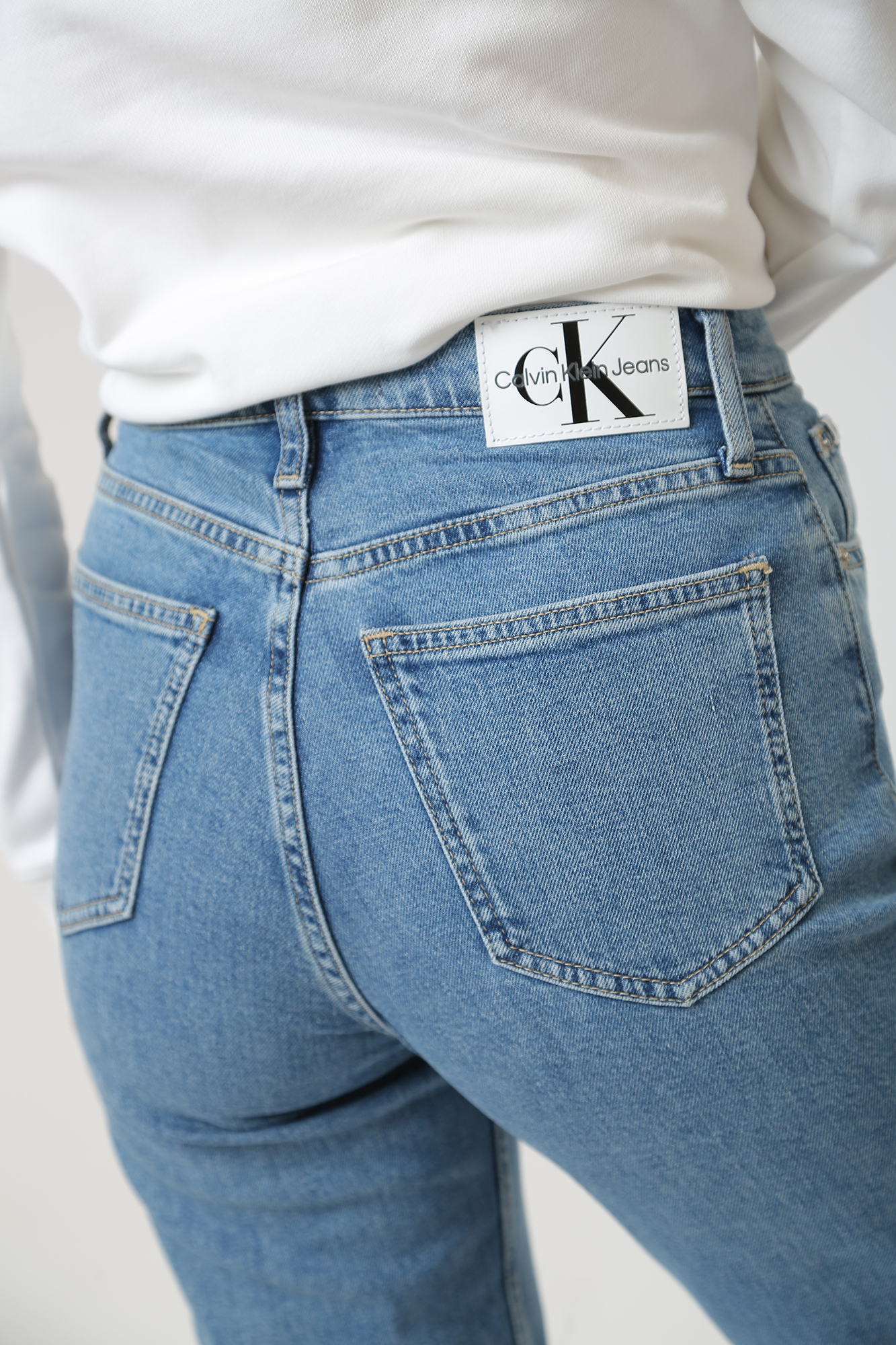J20J221588 брюки джинсовые calvin klein jeans 