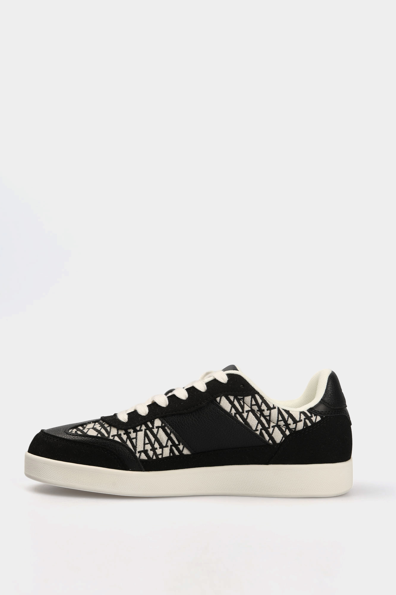 XDX183_XV933 Кеды Armani Exchange Черный