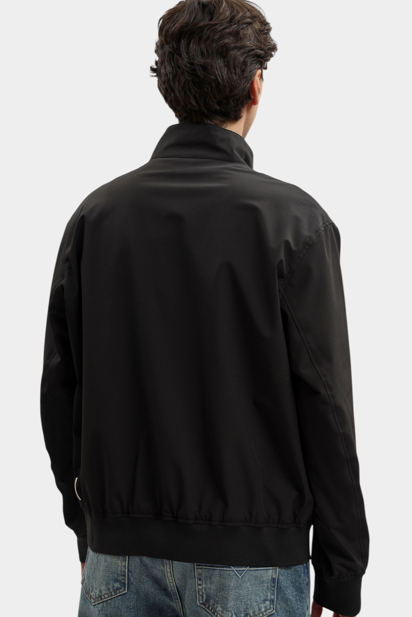 XM002139_AF22536 Ветровка Armani Exchange Черный