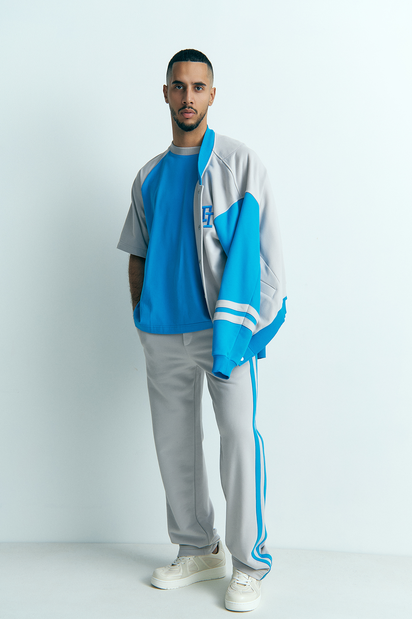 M-232-THT-20-016 Футболка The Hills Синий