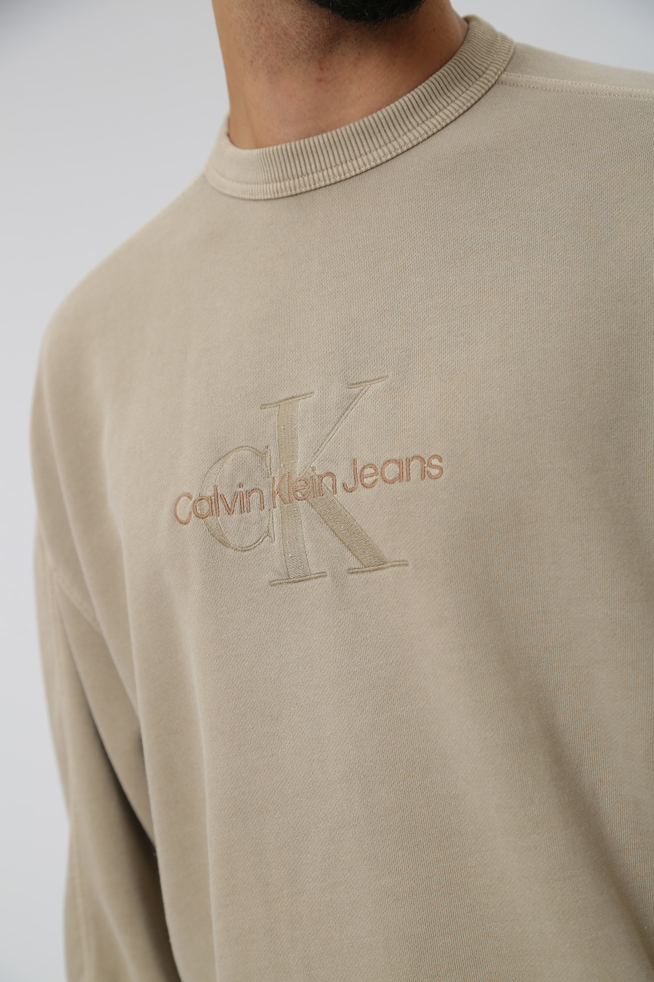 J30J324091 Свитер Calvin Klein Jeans Серый