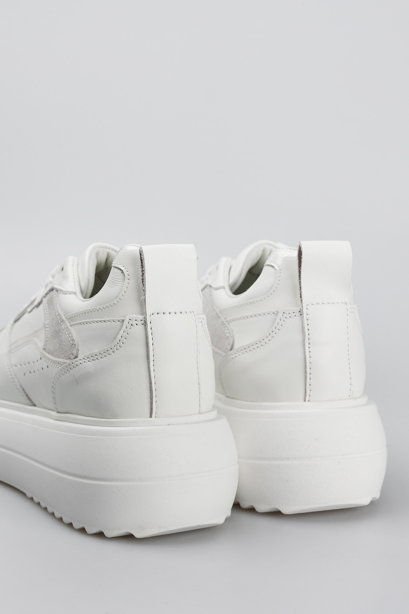 12-5640 Кроссовки Marc Cony Белый