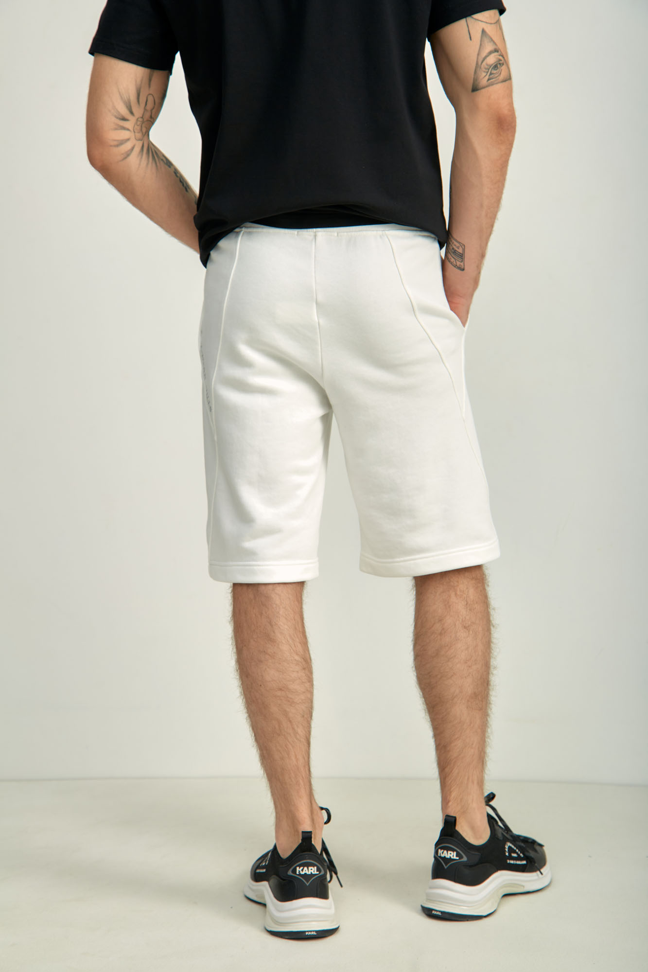 M-241-P-20-0087 Шорты The Hills Белый