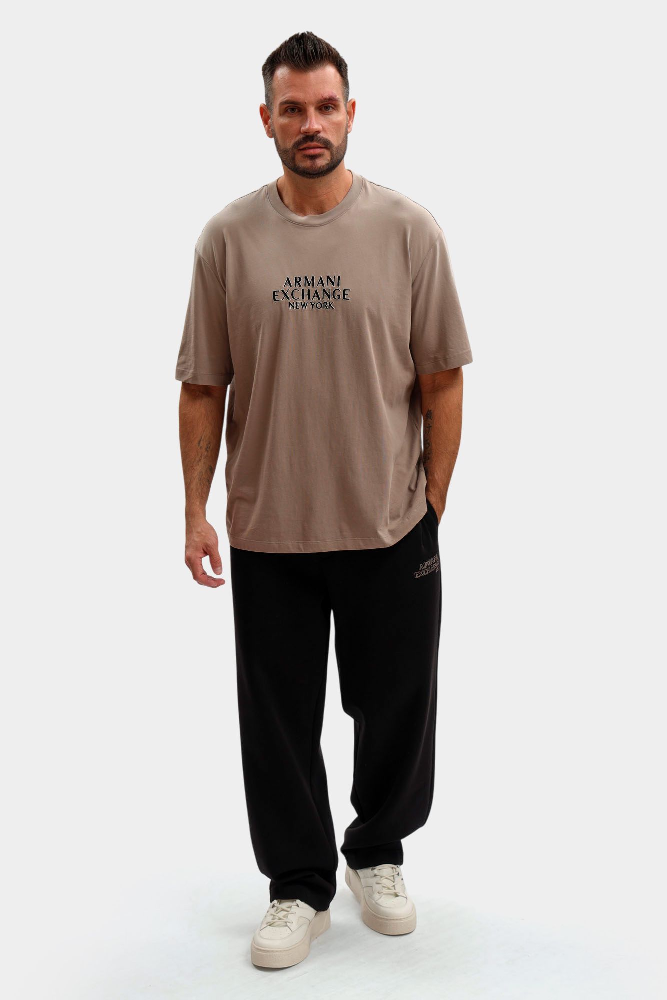 XM001786_AF13357 Футболка Armani Exchange Коричневый