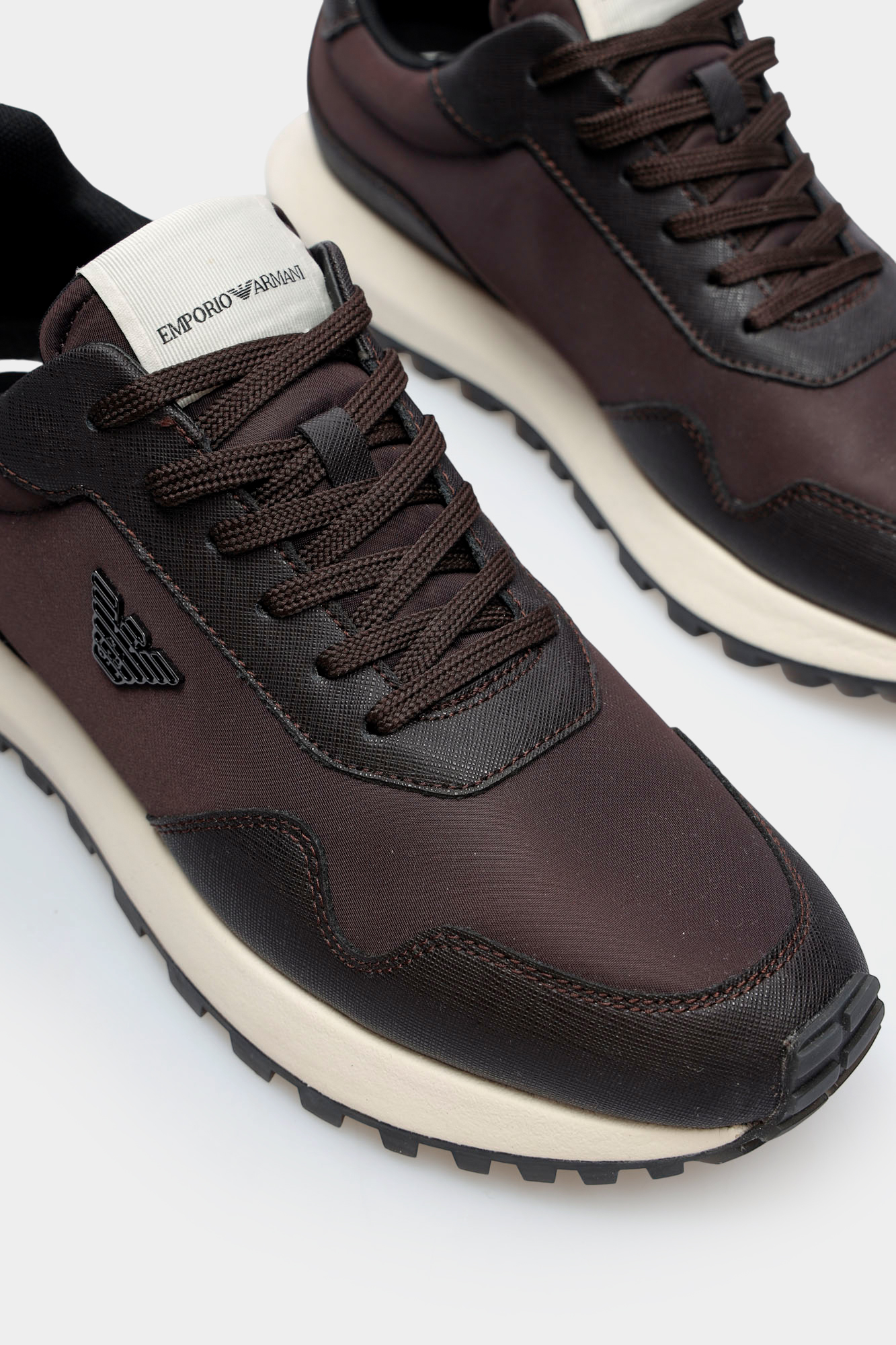 EM003738_AF19532 Кроссовки Emporio Armani Коричневый