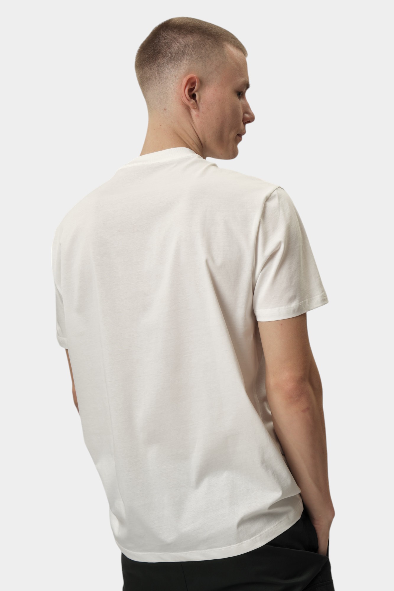 XM000325_AF10364 Футболка Armani Exchange Белый