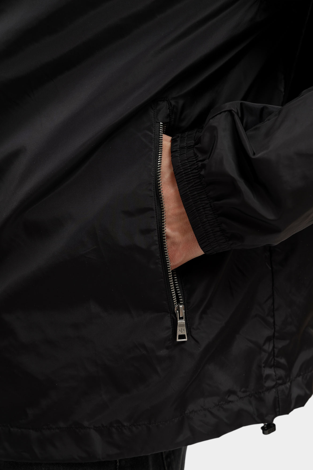 Ветровка Armani Exchange Черный