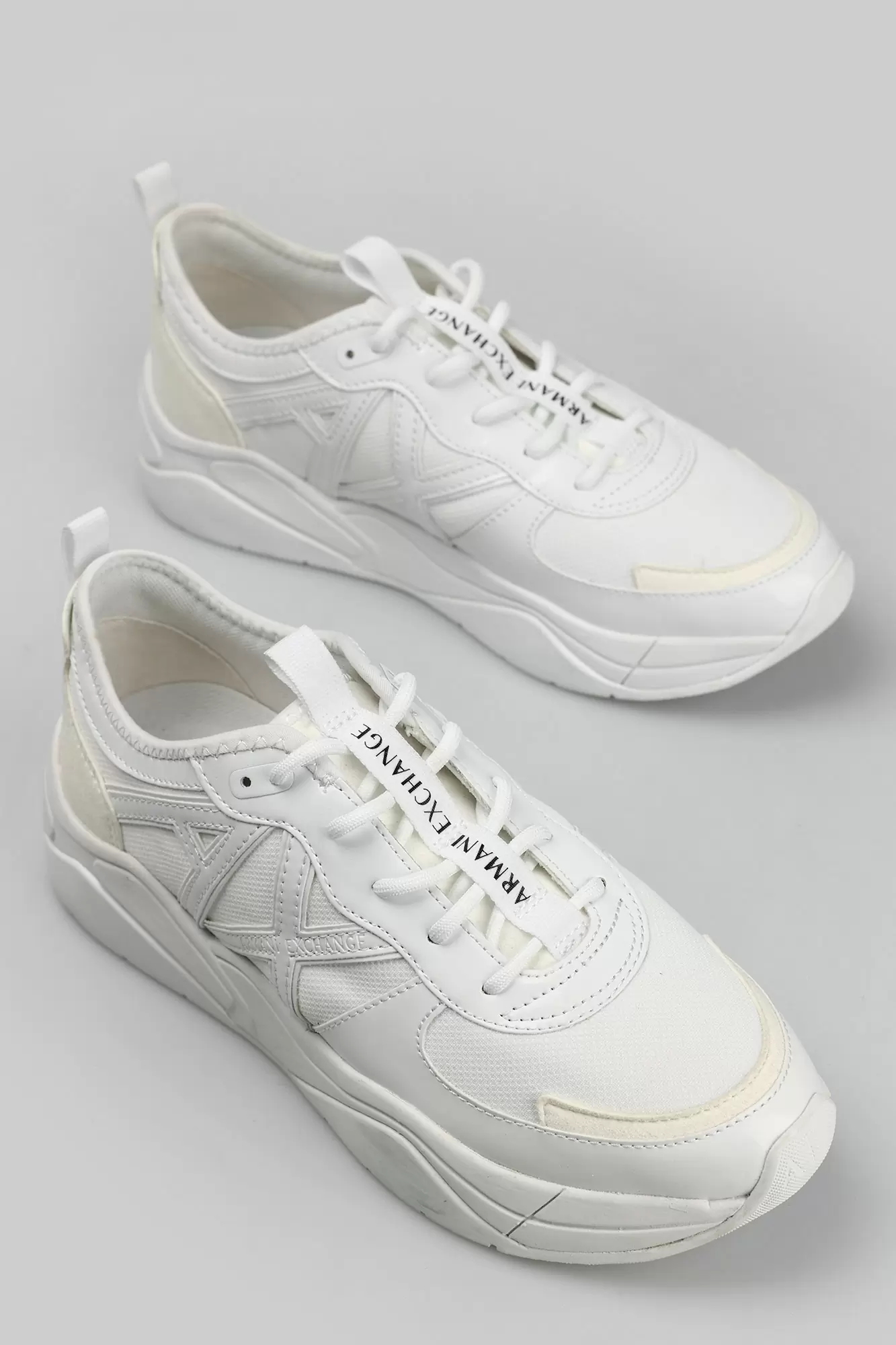 XDX039_XV311 Кроссовки Armani Exchange Белый