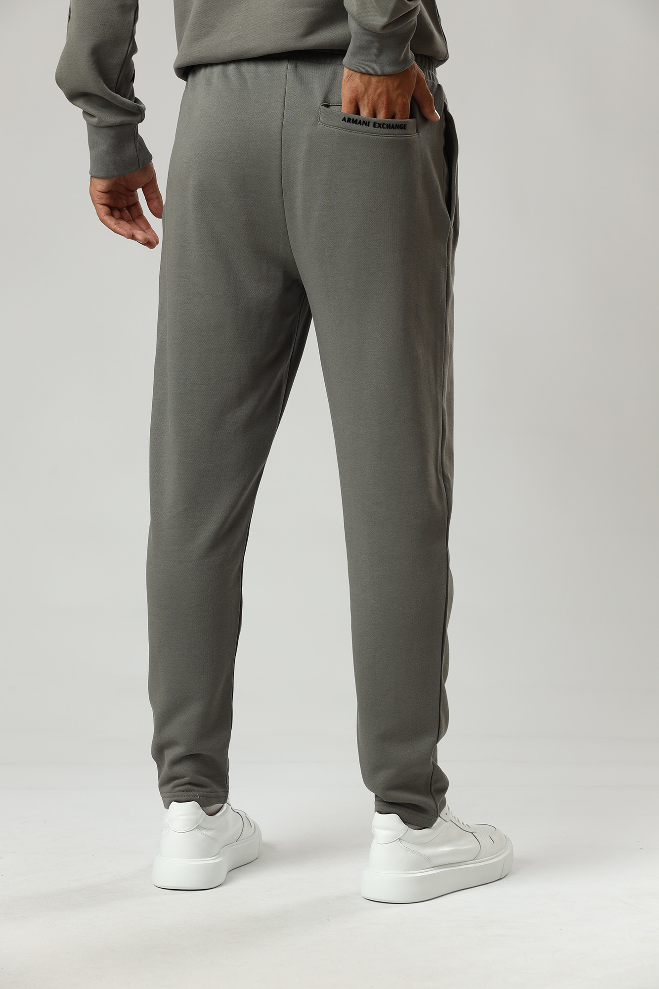 6LZPAS_ZJBWZ Брюки спортивные Armani Exchange Серый