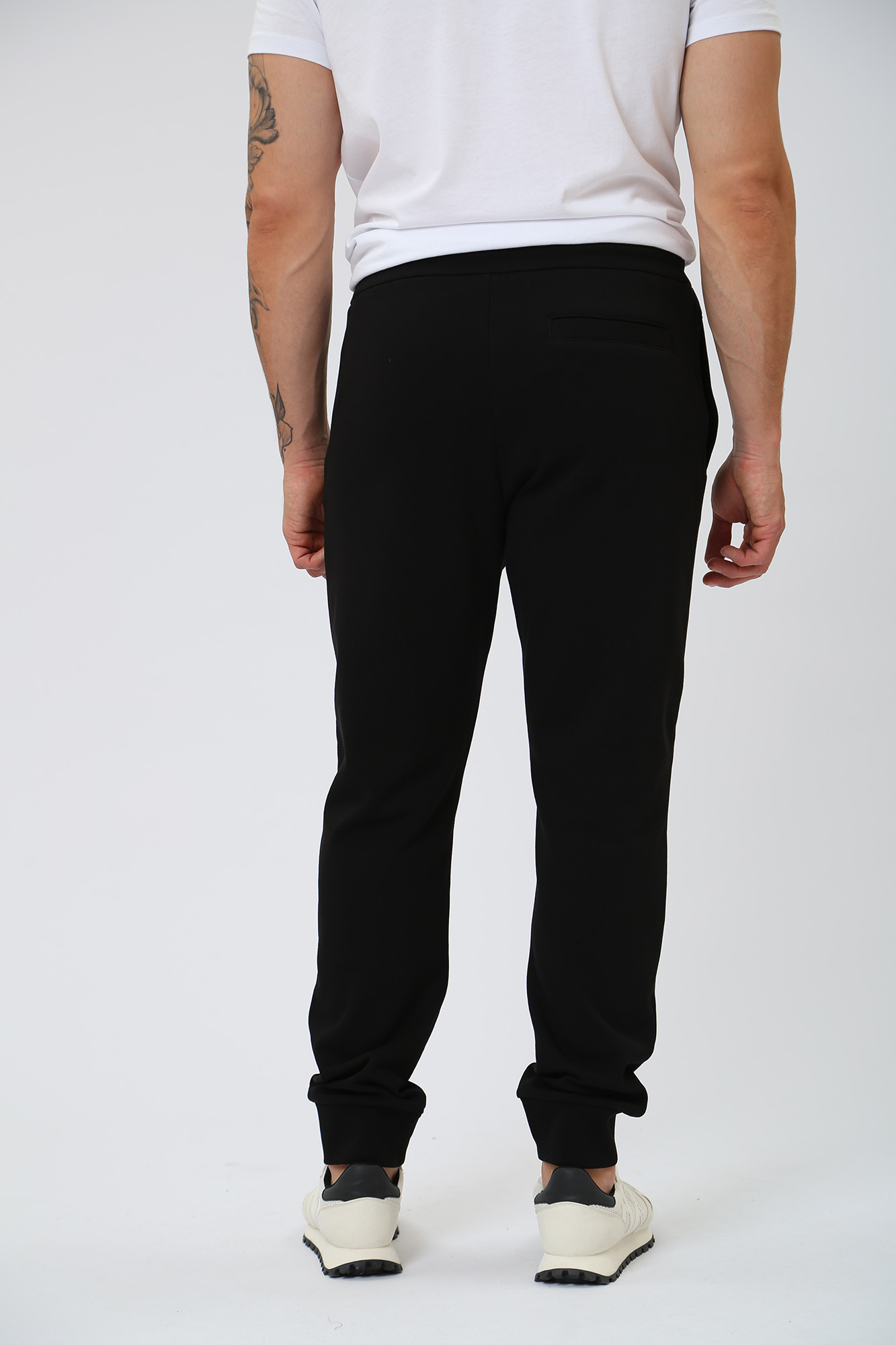 3RZPAA_ZJ83Z Брюки спортивные Armani Exchange Черный