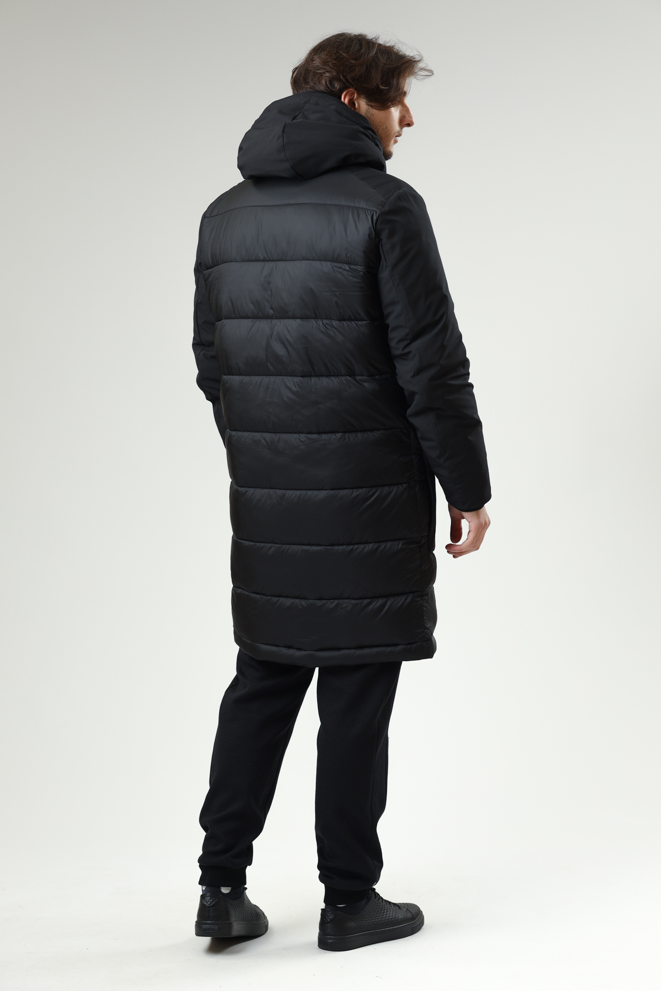 30029369_10012300 Пальто пуховое Strellson Черный