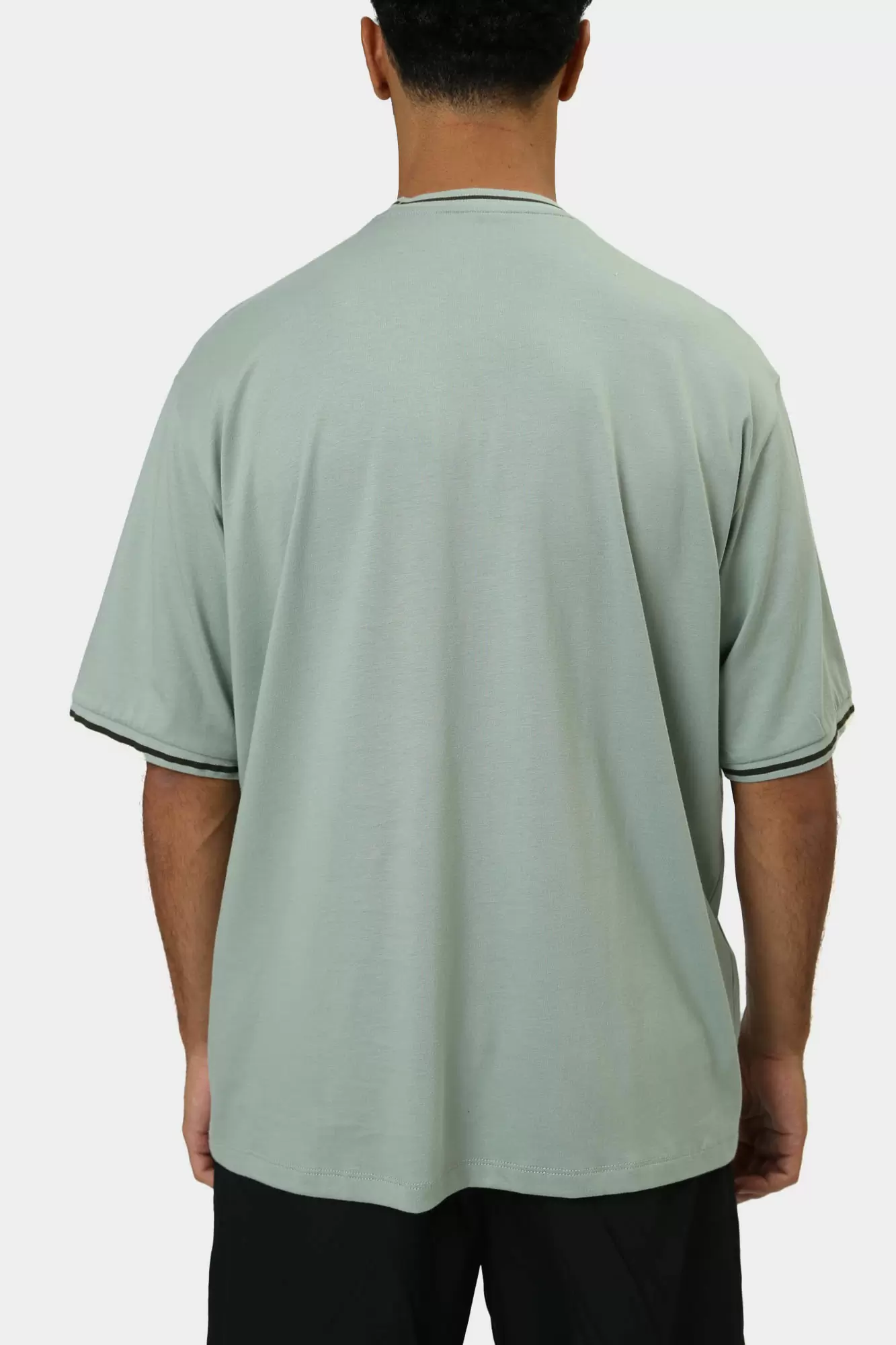 6DZTHX_ZJ9JZ Футболка Armani Exchange Зеленый