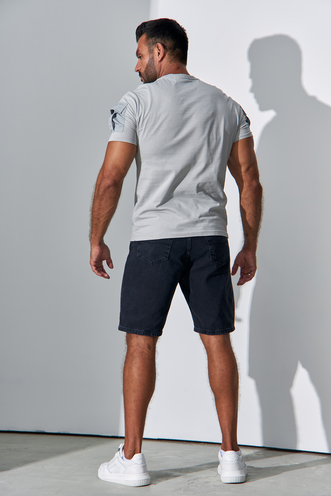 VM-231-33-067 Шорты джинсовые Van Mich Синий