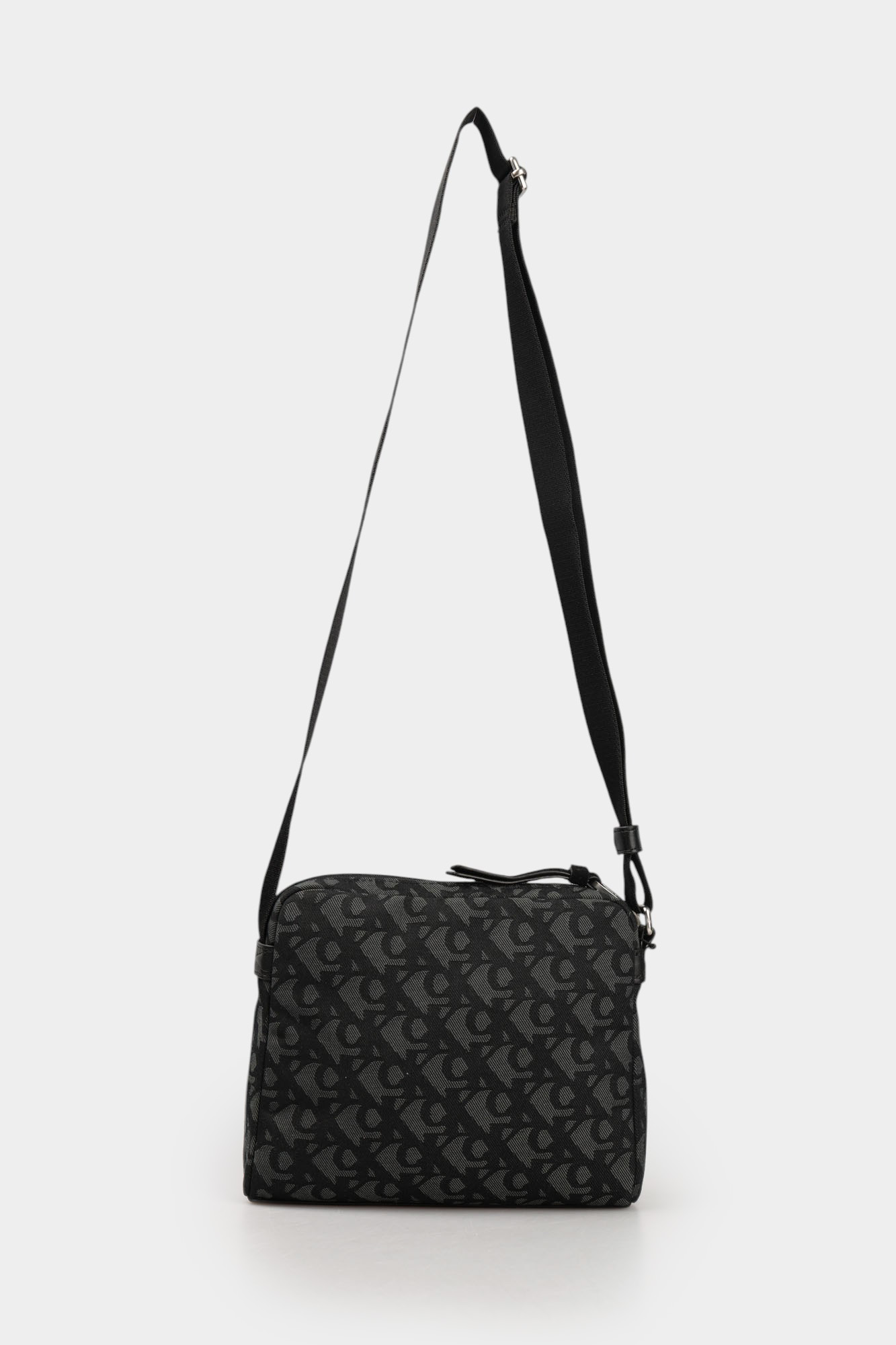 LV04G3175G Сумка Calvin Klein Jeans Черный