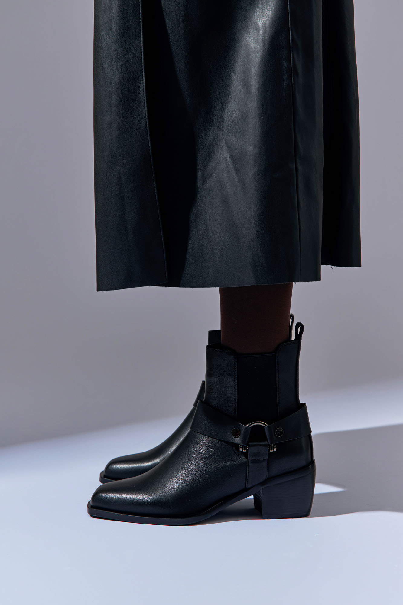 MC21804 Челси Marc Cony Черный