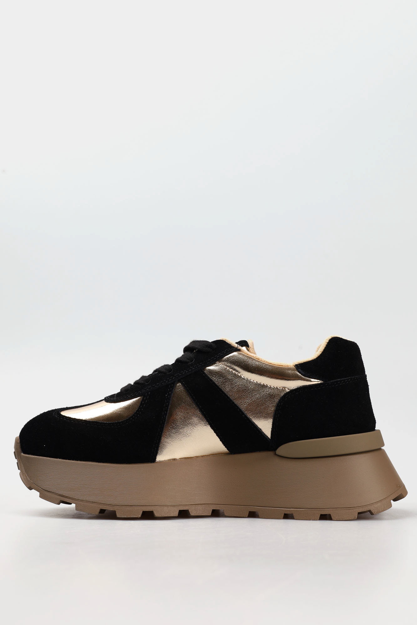 S8-830 Кроссовки Graciana Черный