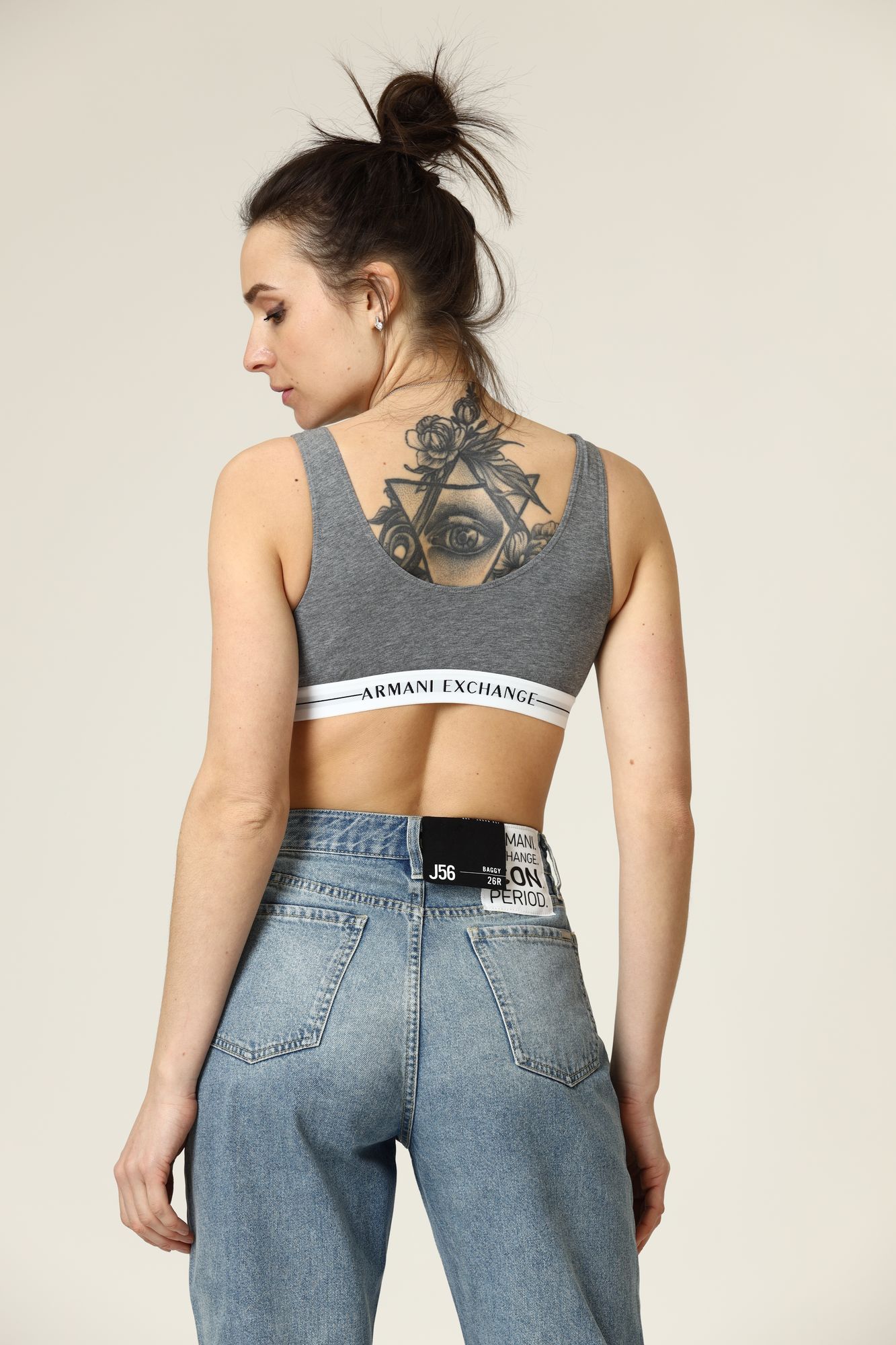 947004_1P601 топ armani exchange 