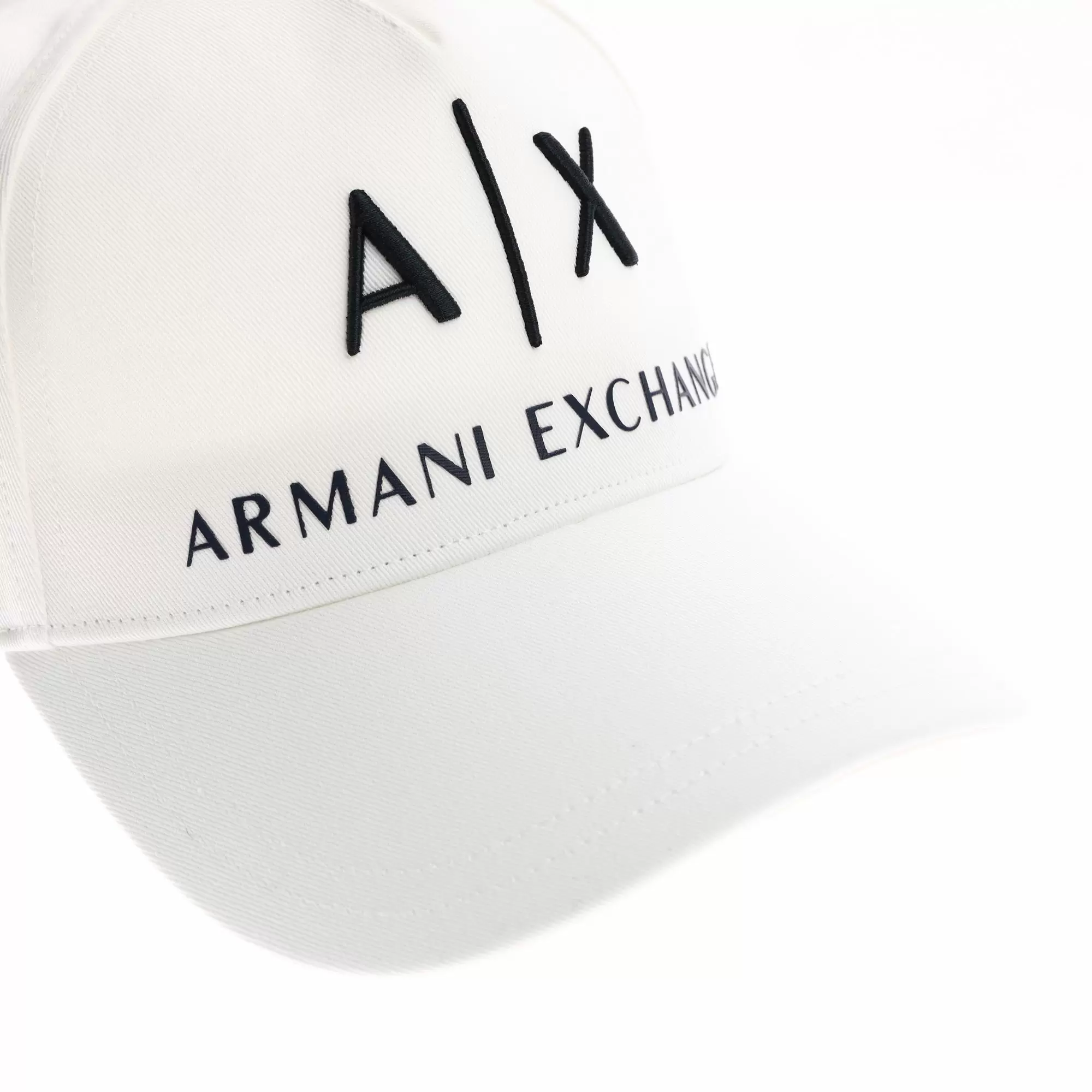 954039_CC513 Кепки Armani Exchange Белый