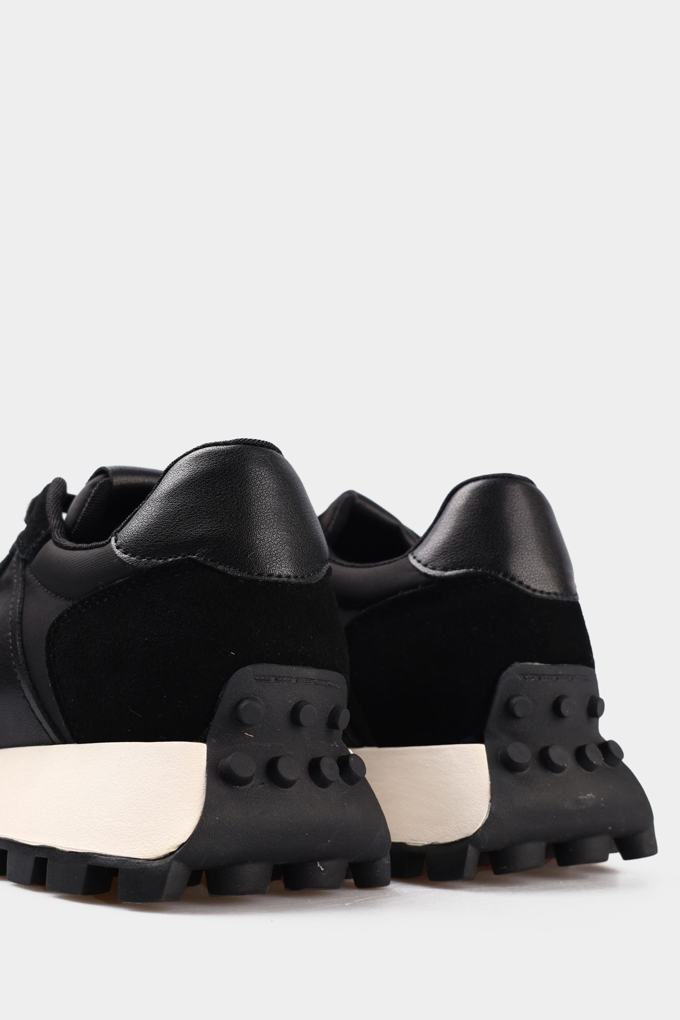 COBL51_U104-1C Кроссовки Marc Cony Черный