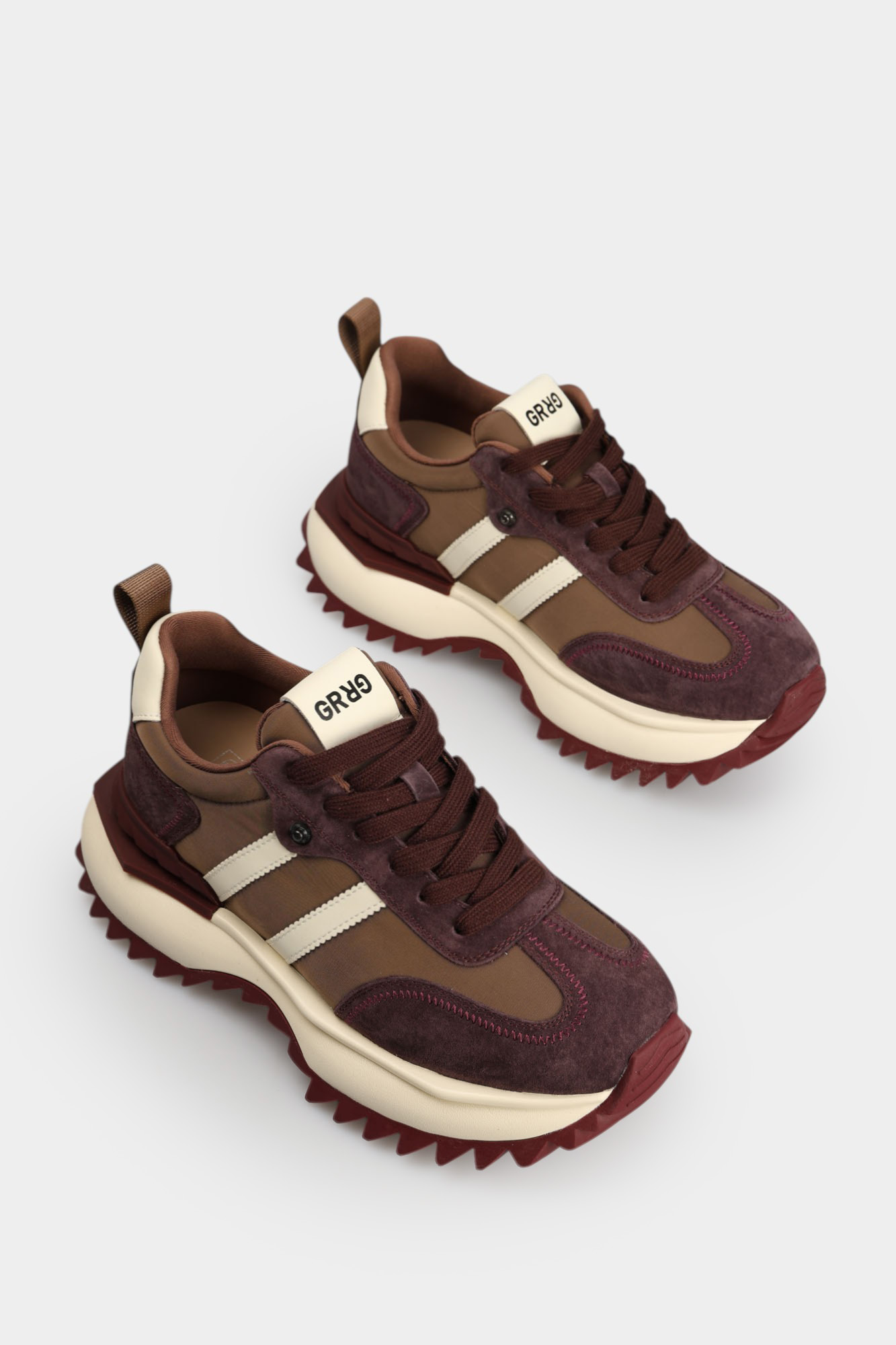 S8-2218-1 Кроссовки Graciana Бордовый